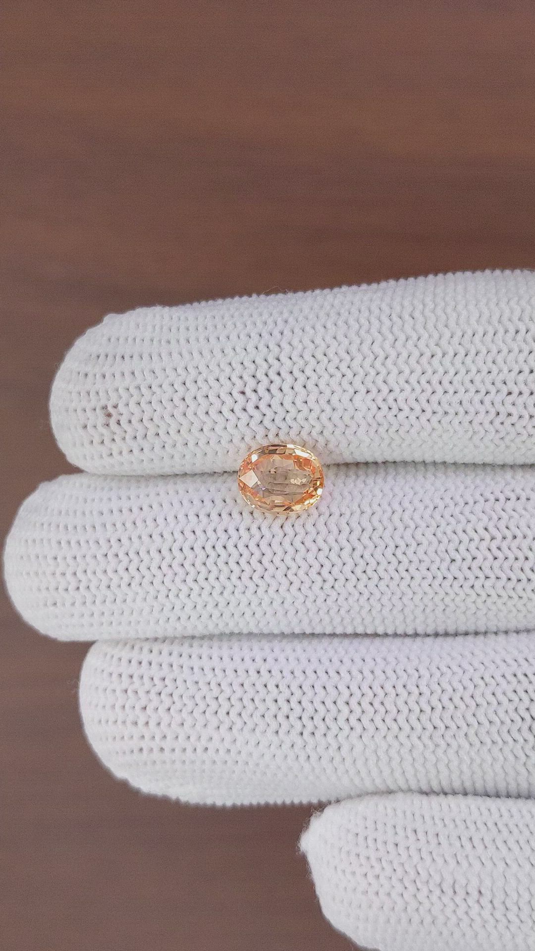 2.00 Ct. Padparadscha Sapphire from Ceylon (Sri Lanka) Size Video