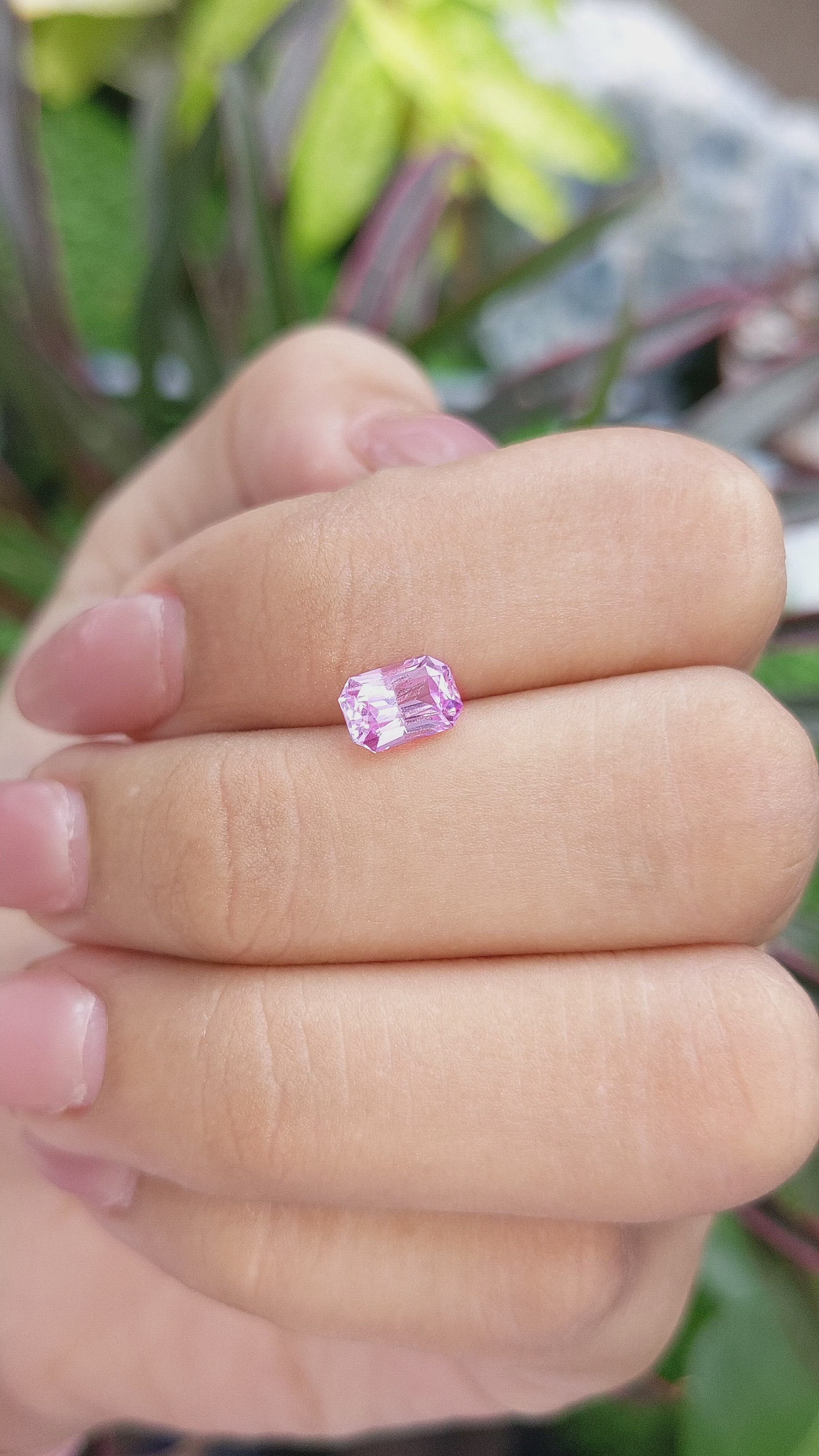 1.19 Ct. Pink Sapphire from Ceylon (Sri Lanka) Size Video