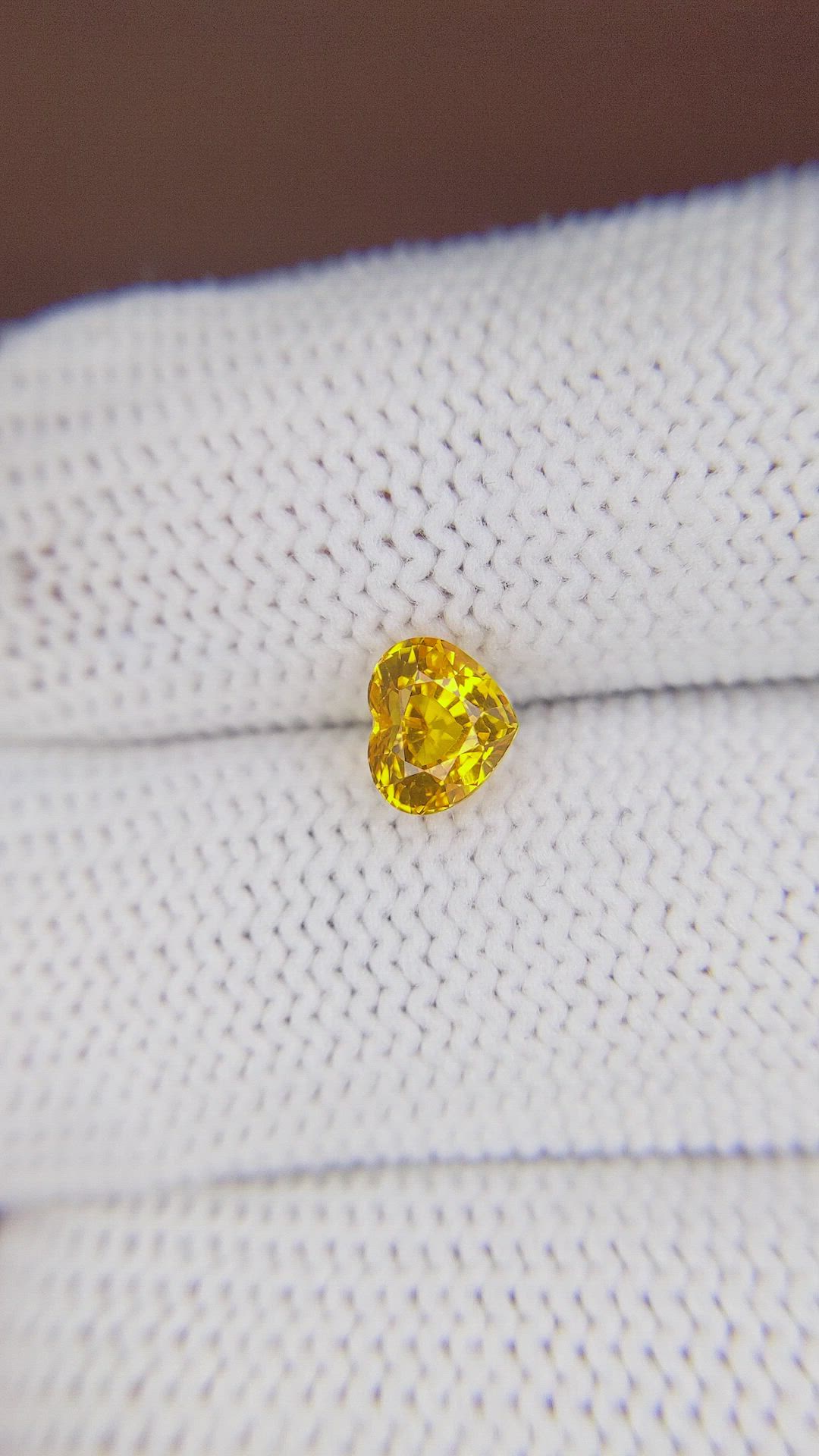 1.20 Ct. Orangish Yellow Sapphire from Ceylon (Sri Lanka) Size Video