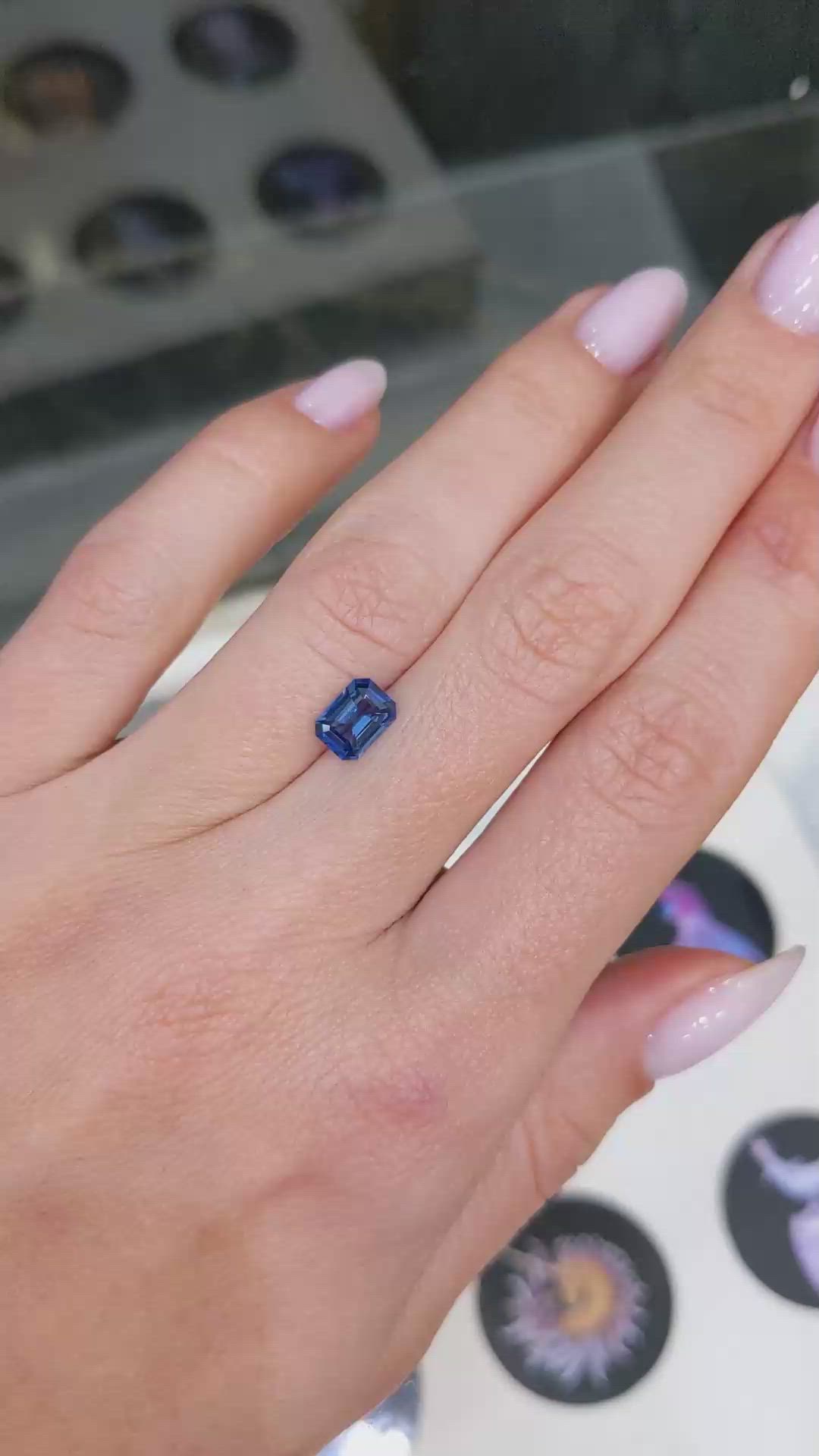 1.05 Ct. Blue Sapphire from Ceylon (Sri Lanka) Size Video