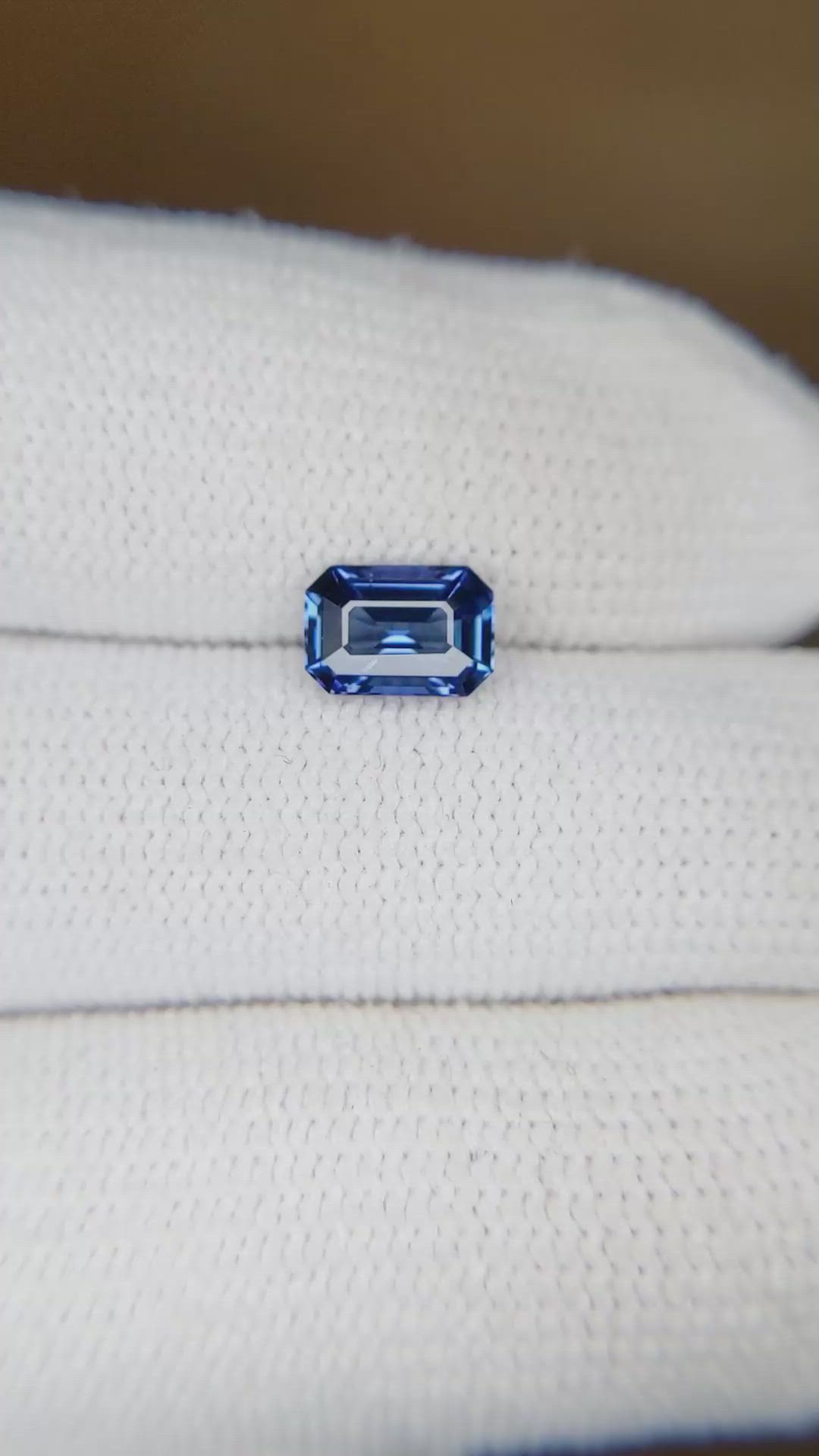 1.11 Ct. Blue Sapphire from Ceylon (Sri Lanka) Size Video