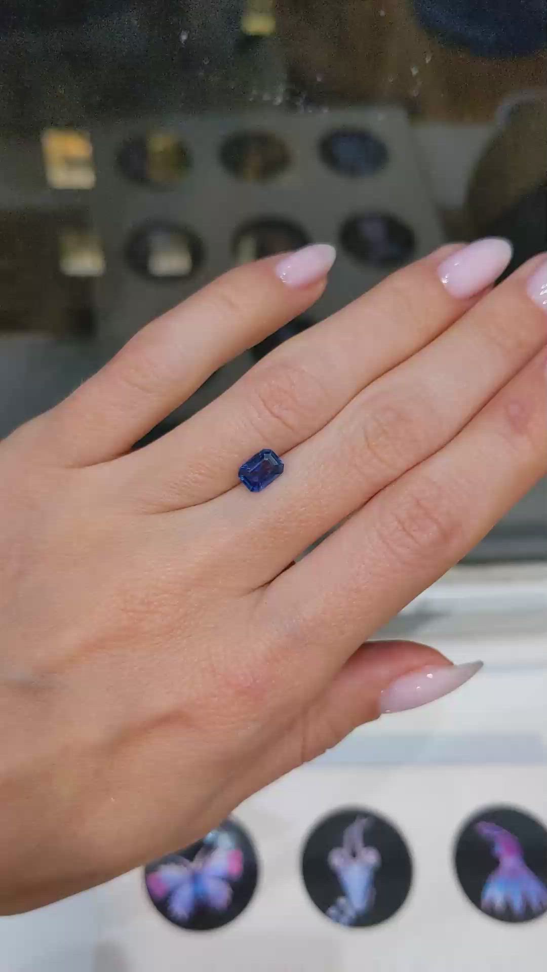 1.06 Ct. Blue Sapphire from Ceylon (Sri Lanka) Size Video