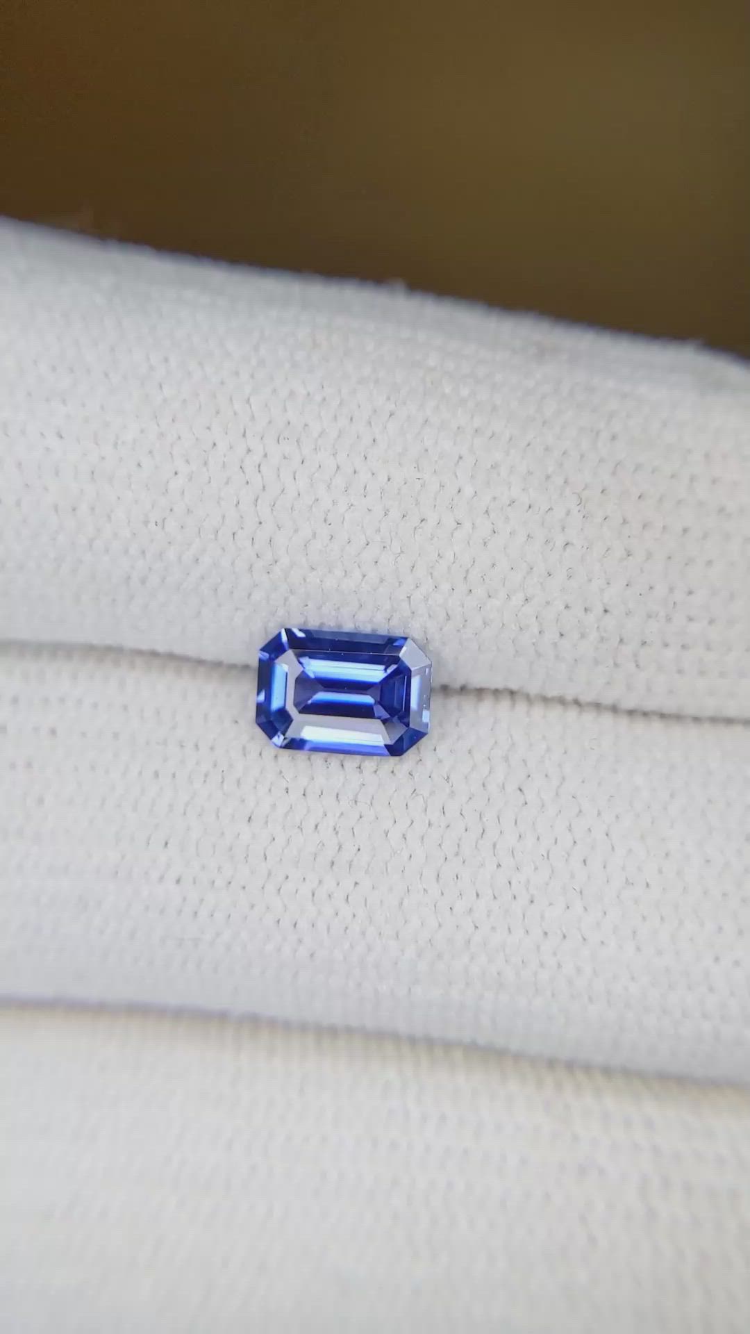 0.89 Ct. Blue Sapphire from Ceylon (Sri Lanka) Size Video