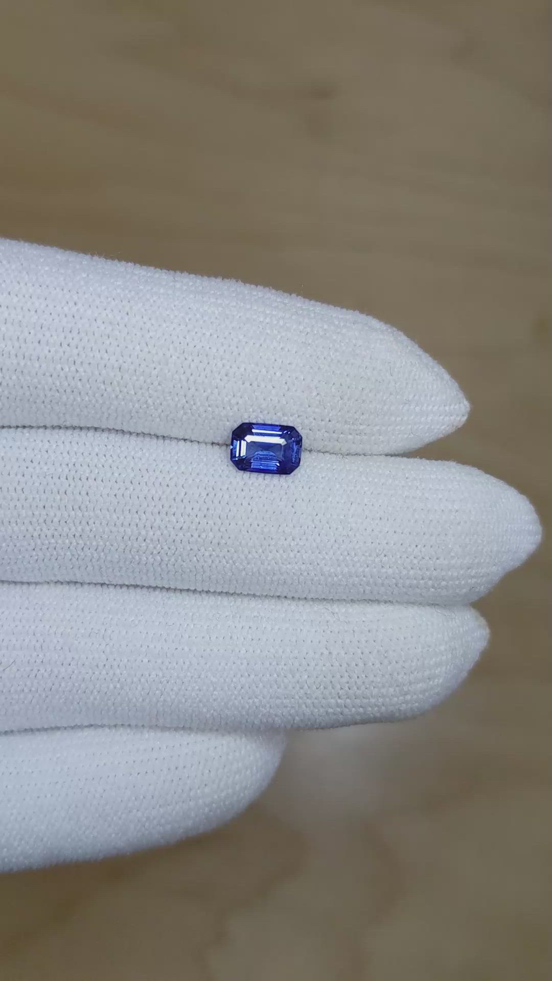 1.06 Ct. Blue Sapphire from Ceylon (Sri Lanka) Size Video