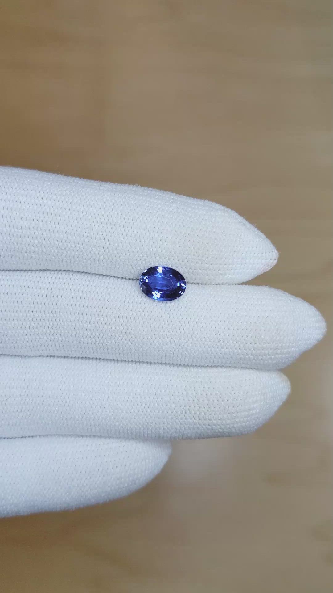 1.72 Ct. Blue Sapphire from Ceylon (Sri Lanka) Size Video