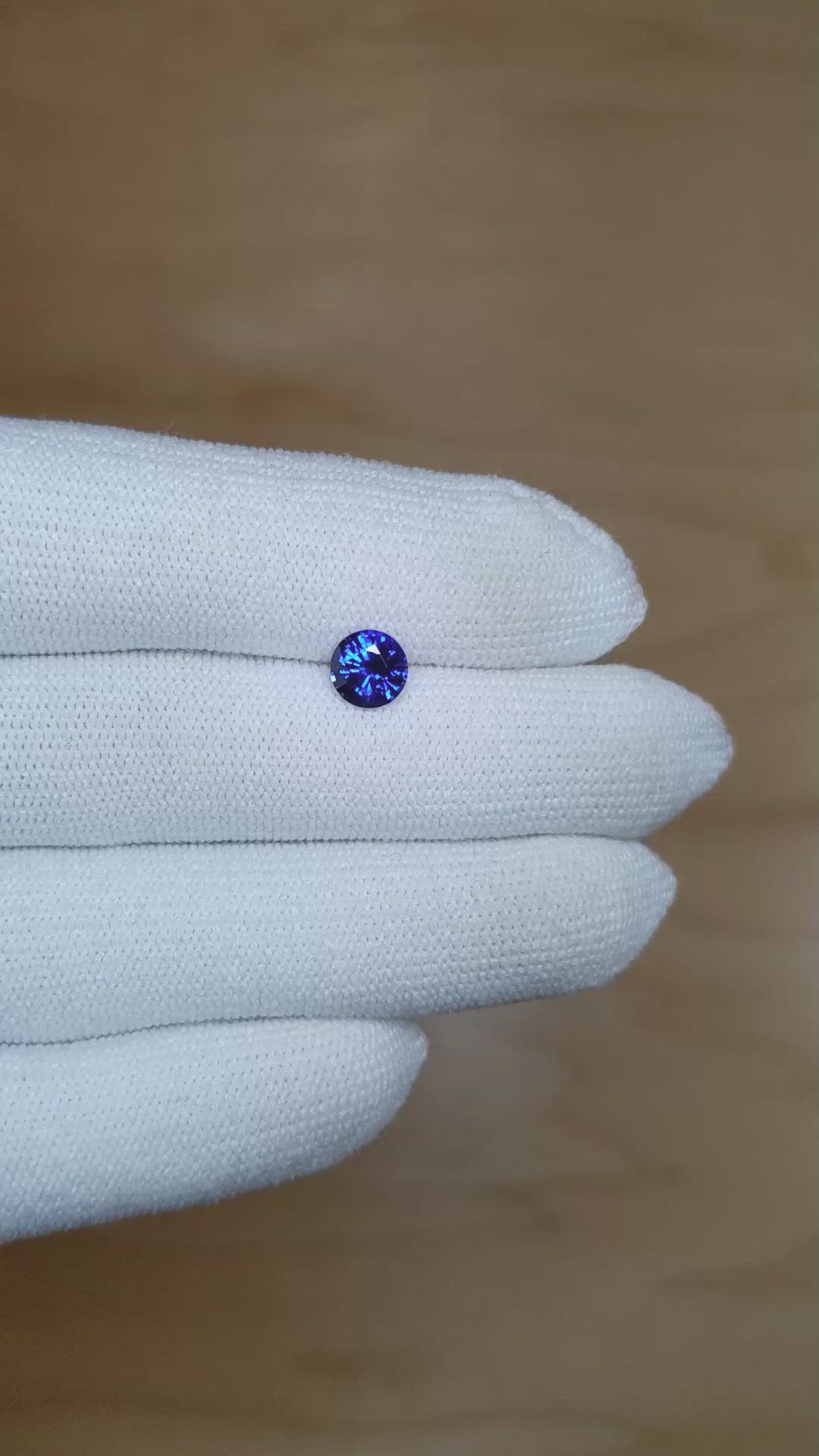 1.09 Ct. Blue Sapphire from Ceylon (Sri Lanka) Size Video