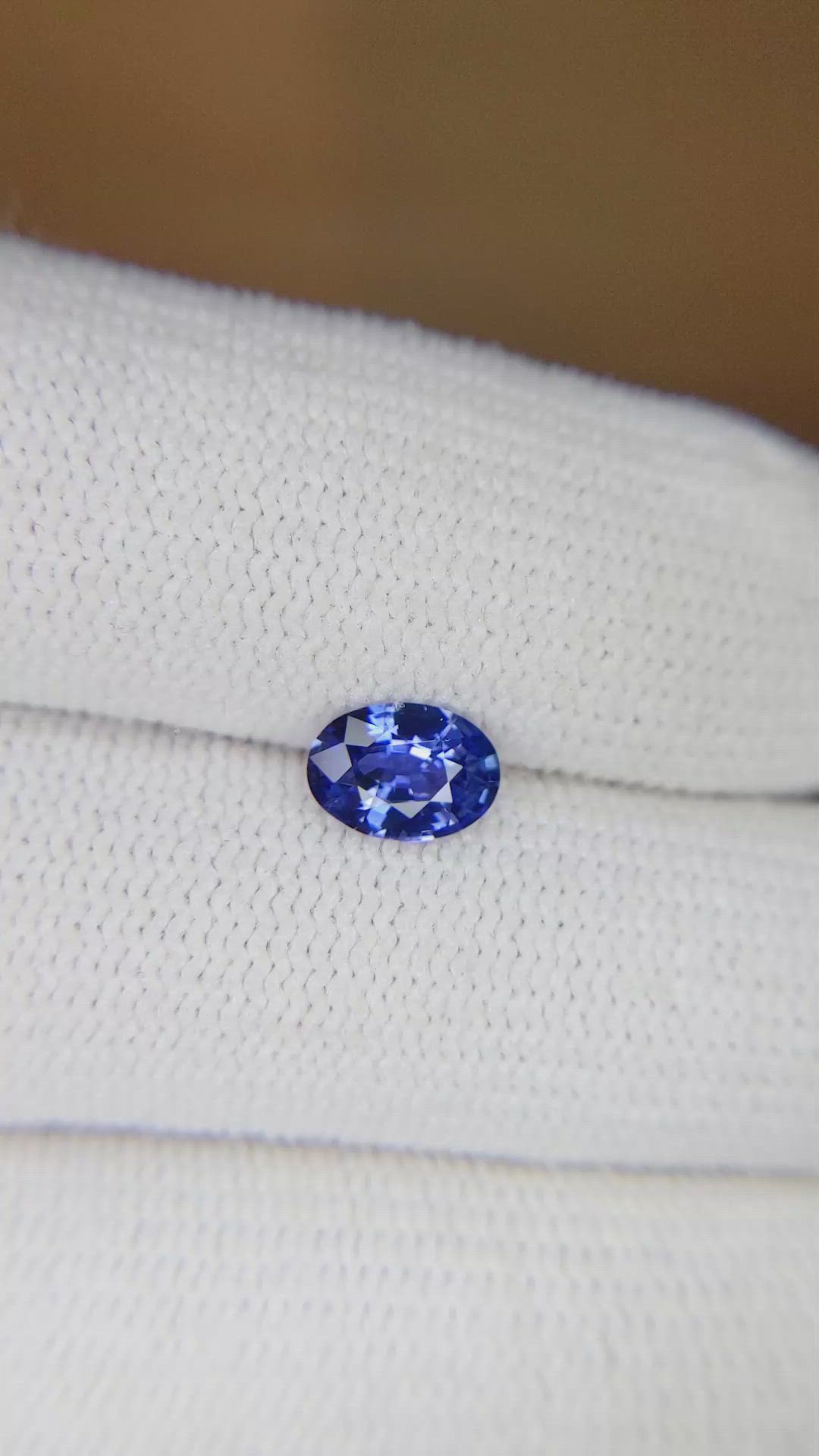 0.77 Ct. Blue Sapphire from Ceylon (Sri Lanka) Size Video