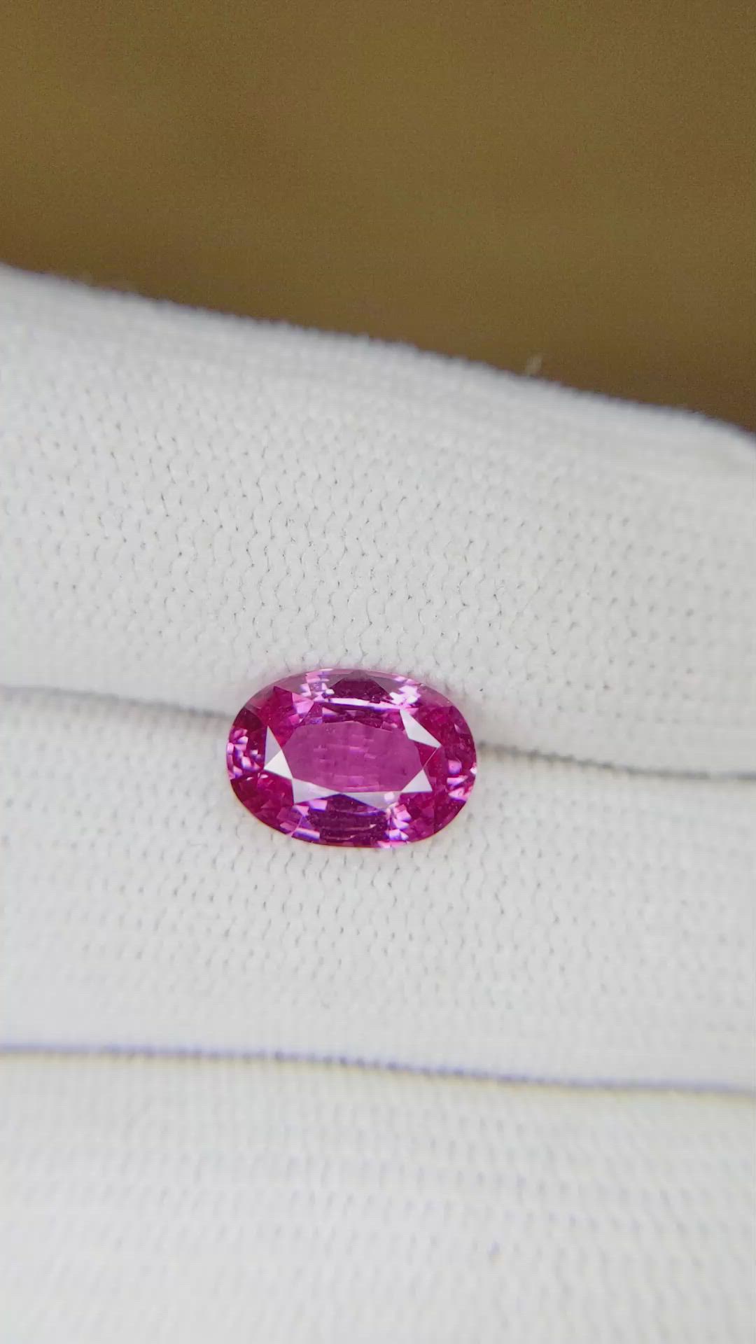 2.63 Ct. Pink Sapphire from Ceylon (Sri Lanka) Size Video