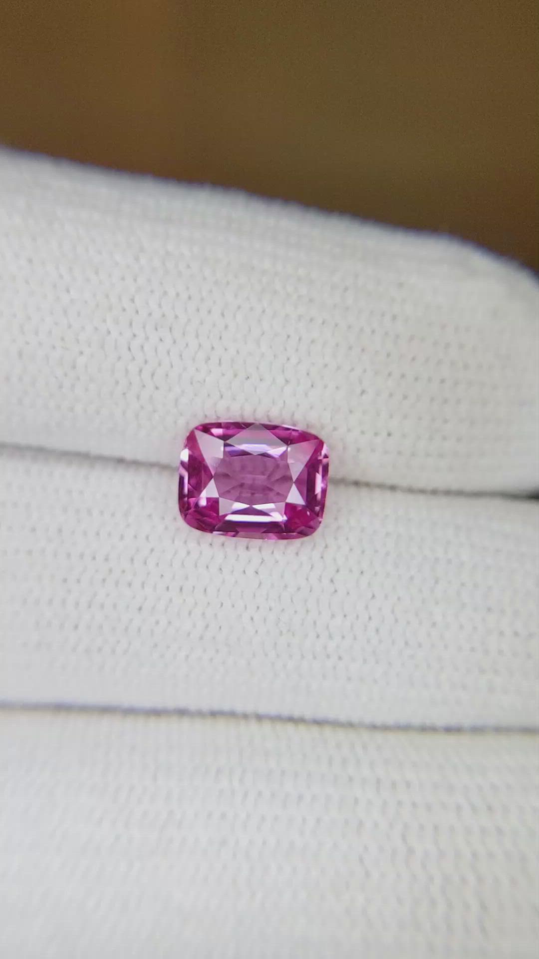 2.04 Ct. Pink Sapphire from Ceylon (Sri Lanka) Size Video