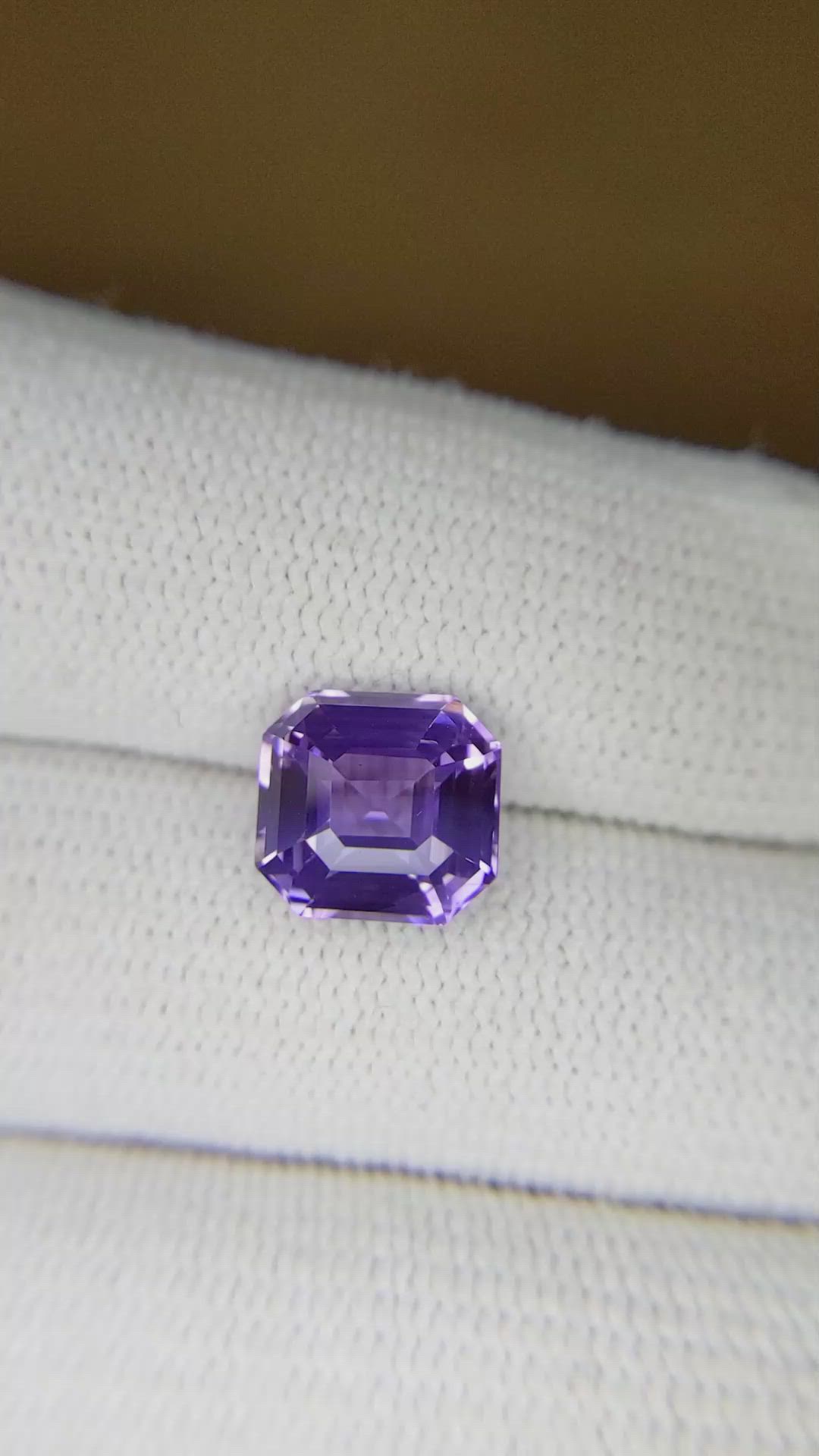 4.13 Ct. Violet Sapphire from Ceylon (Sri Lanka) Size Video