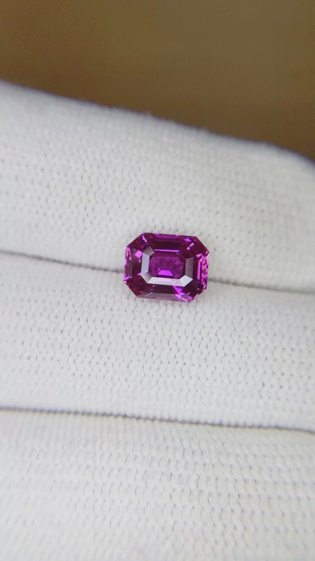 2.12 Ct. Pink Sapphire from Ceylon (Sri Lanka) Size Video