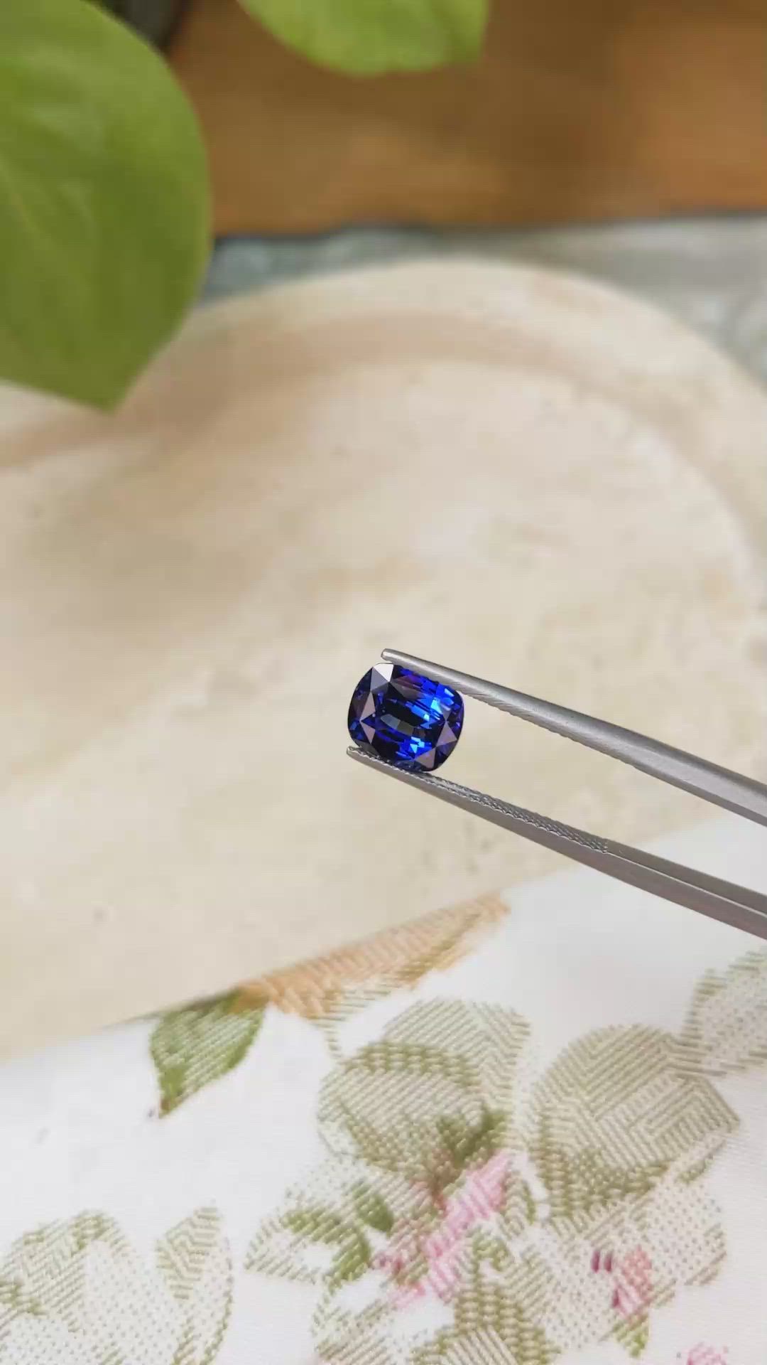 3.01 Ct. Blue Sapphire from Ceylon (Sri Lanka) Size Video