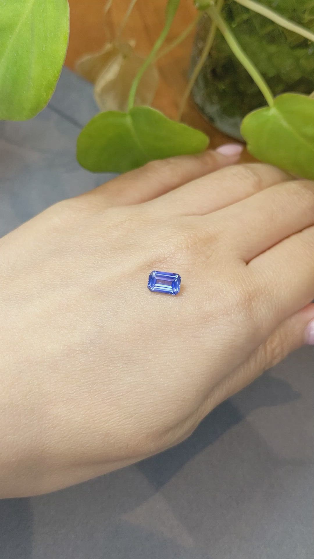 1.54 Ct. Blue Sapphire from Ceylon (Sri Lanka) Size Video