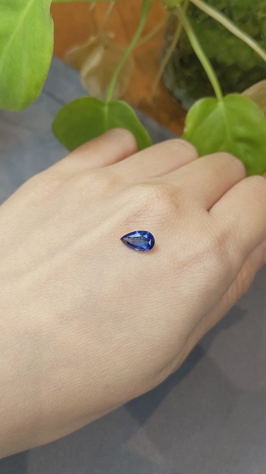 1.55 Ct. Blue Sapphire from Ceylon (Sri Lanka) Size Video