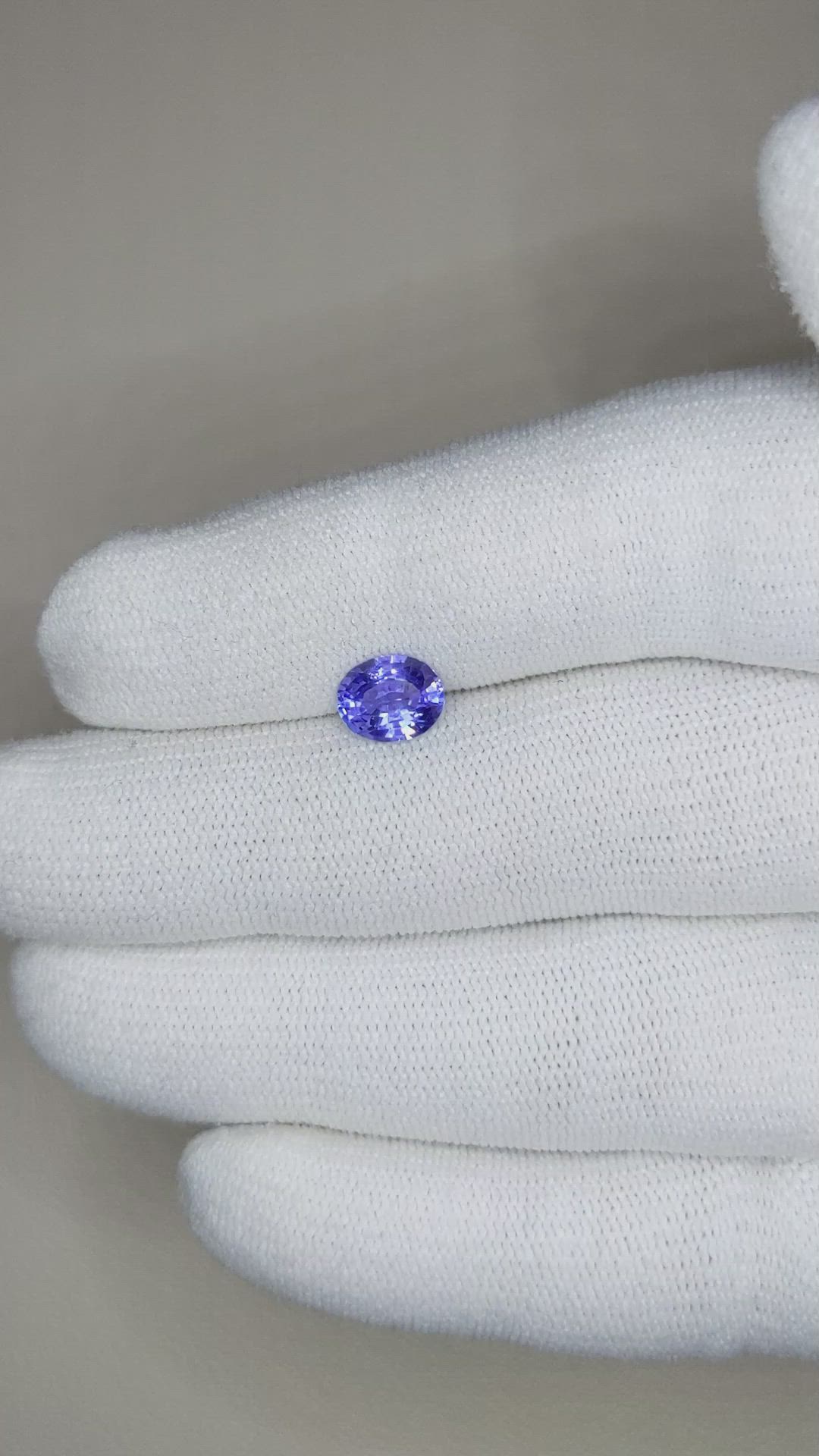 1.21 Ct. Blue Sapphire from Ceylon (Sri Lanka) Size Video