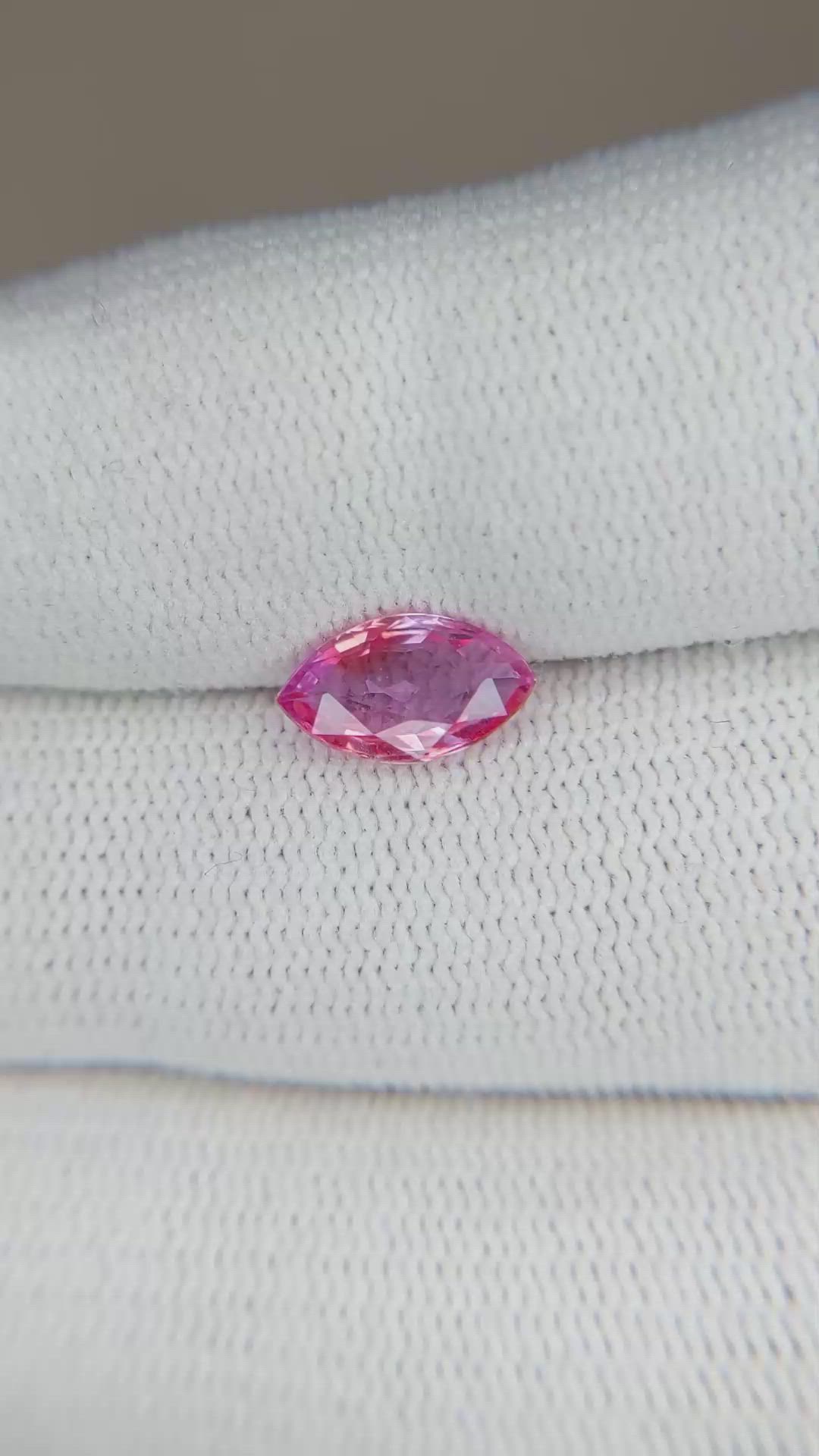 1.20 Ct. Padparadscha Sapphire from Ceylon (Sri Lanka) Size Video
