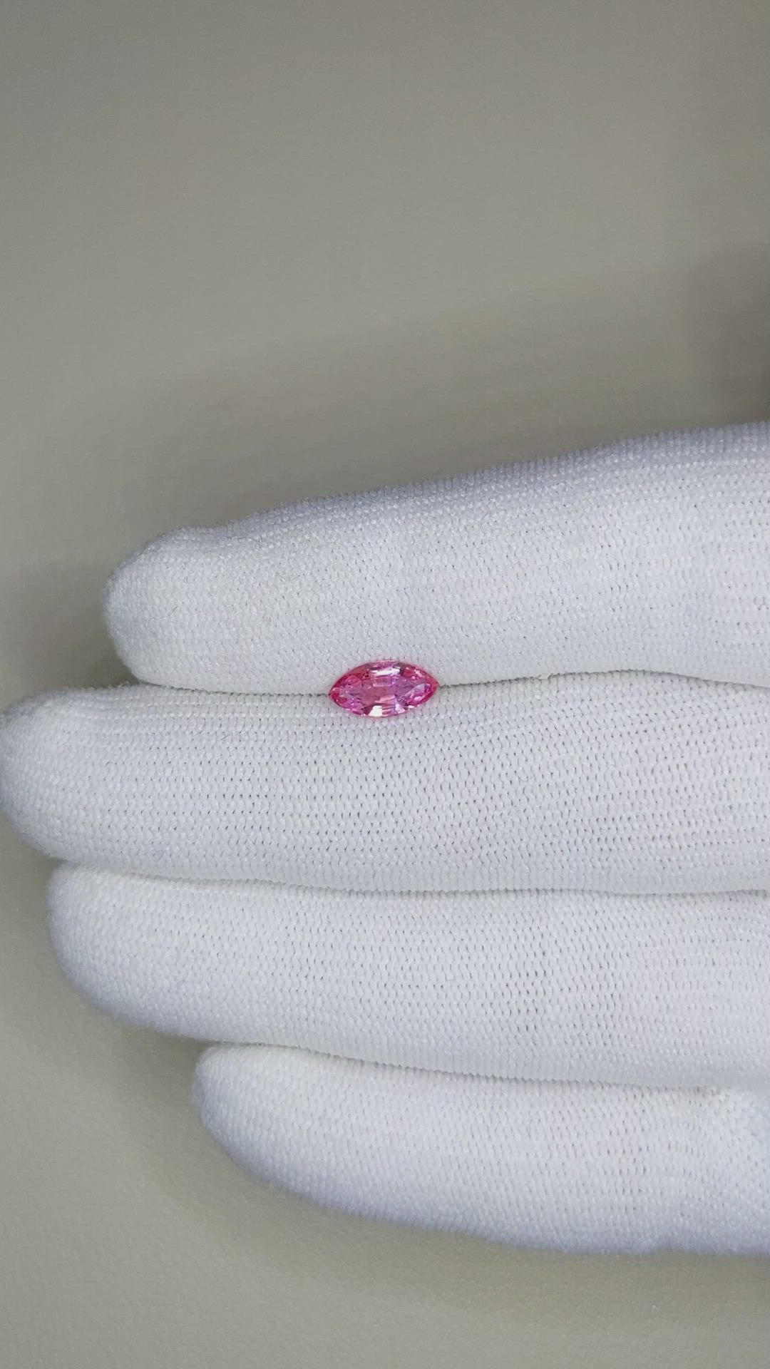 0.91 Ct. Padparadscha Sapphire from Ceylon (Sri Lanka) Size Video