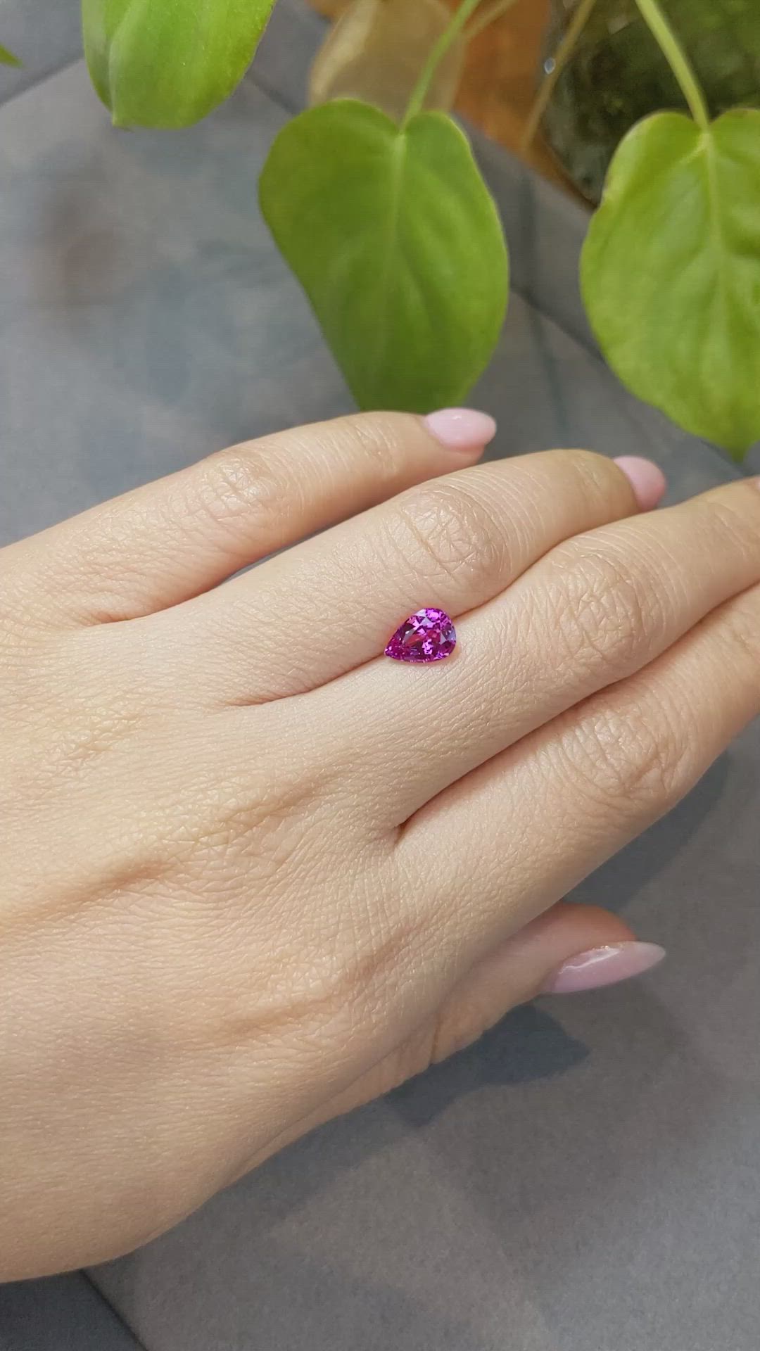 1.38 Ct. Purplish Pink Sapphire from Ceylon (Sri Lanka) Size Video