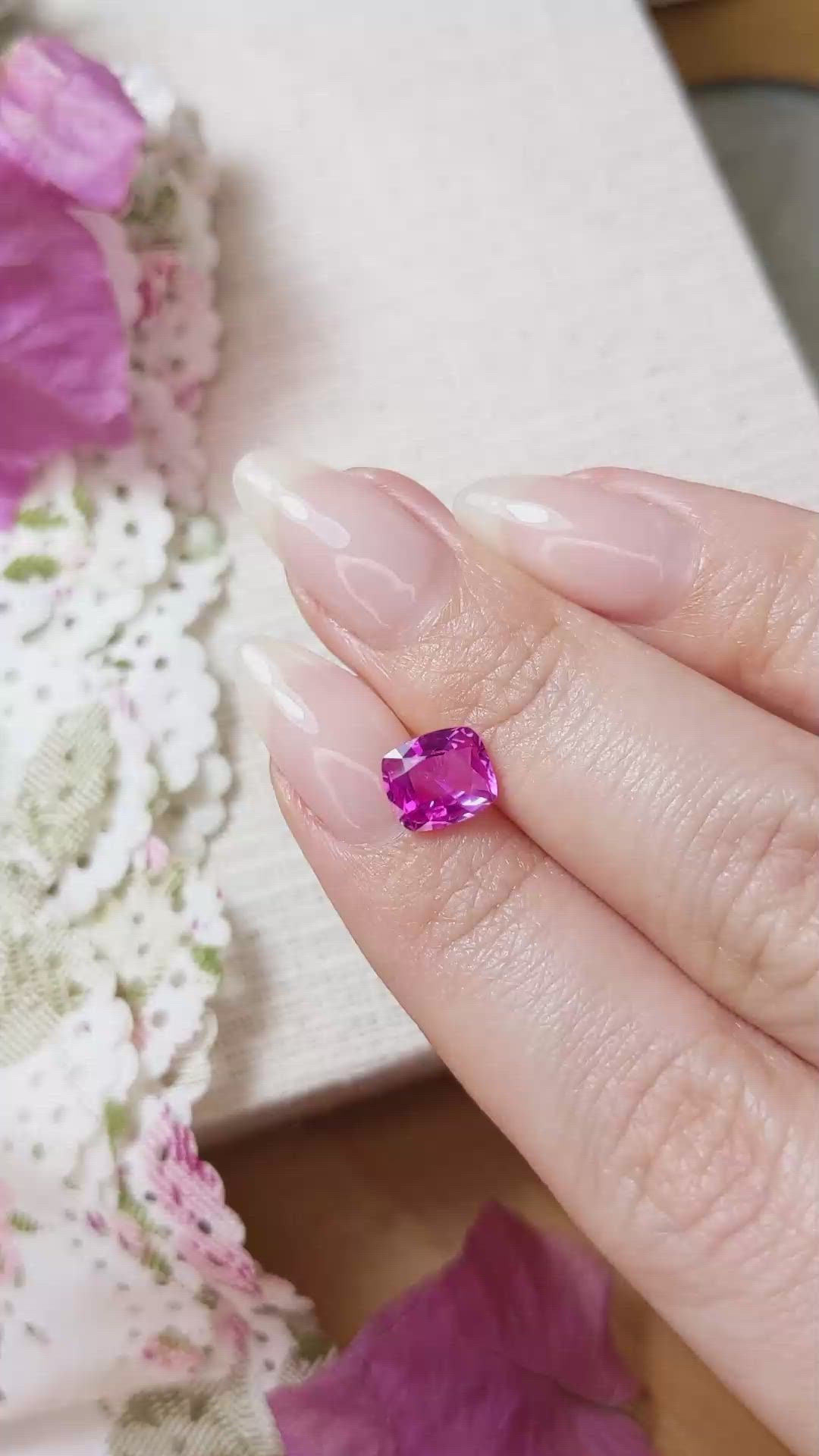 1.83 Ct. Pink Sapphire from Ceylon (Sri Lanka) Size Video