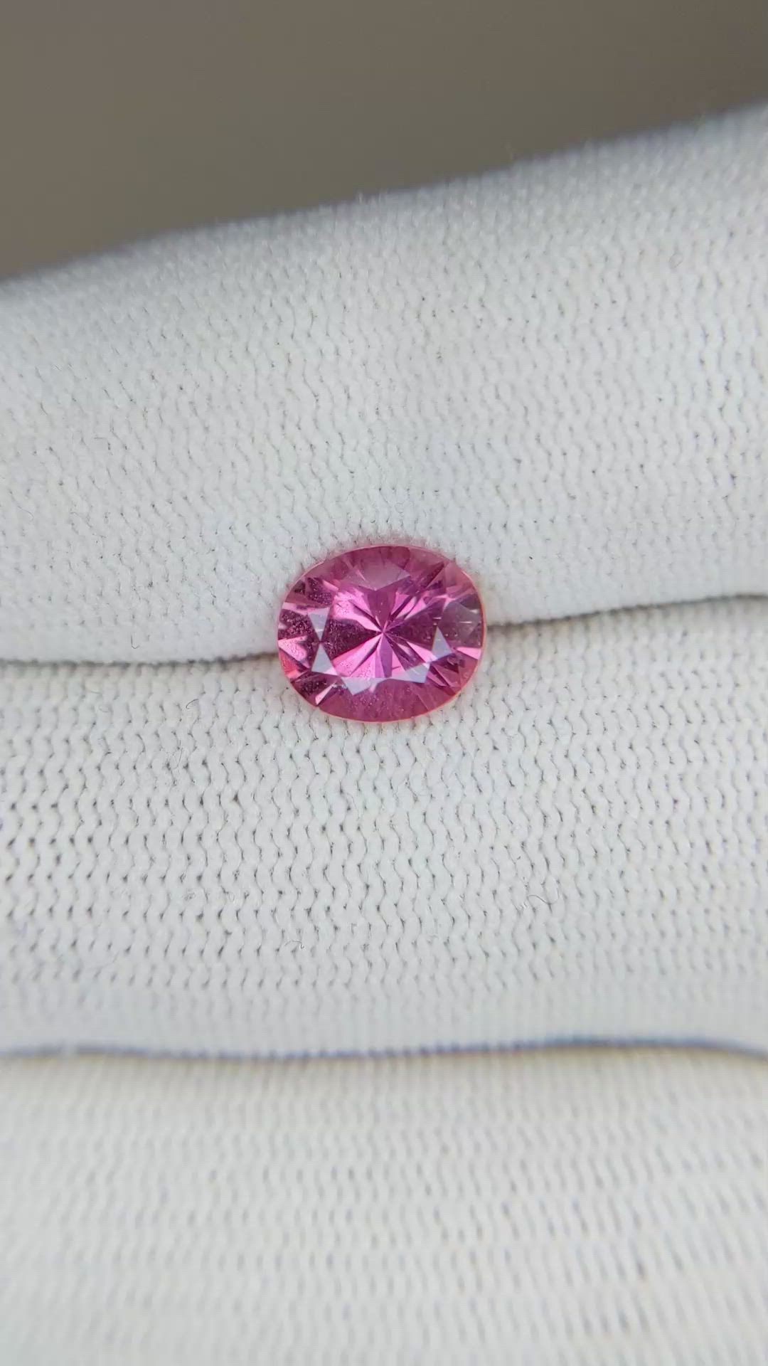 1.91 Ct. Pink Sapphire from Ceylon (Sri Lanka) Size Video