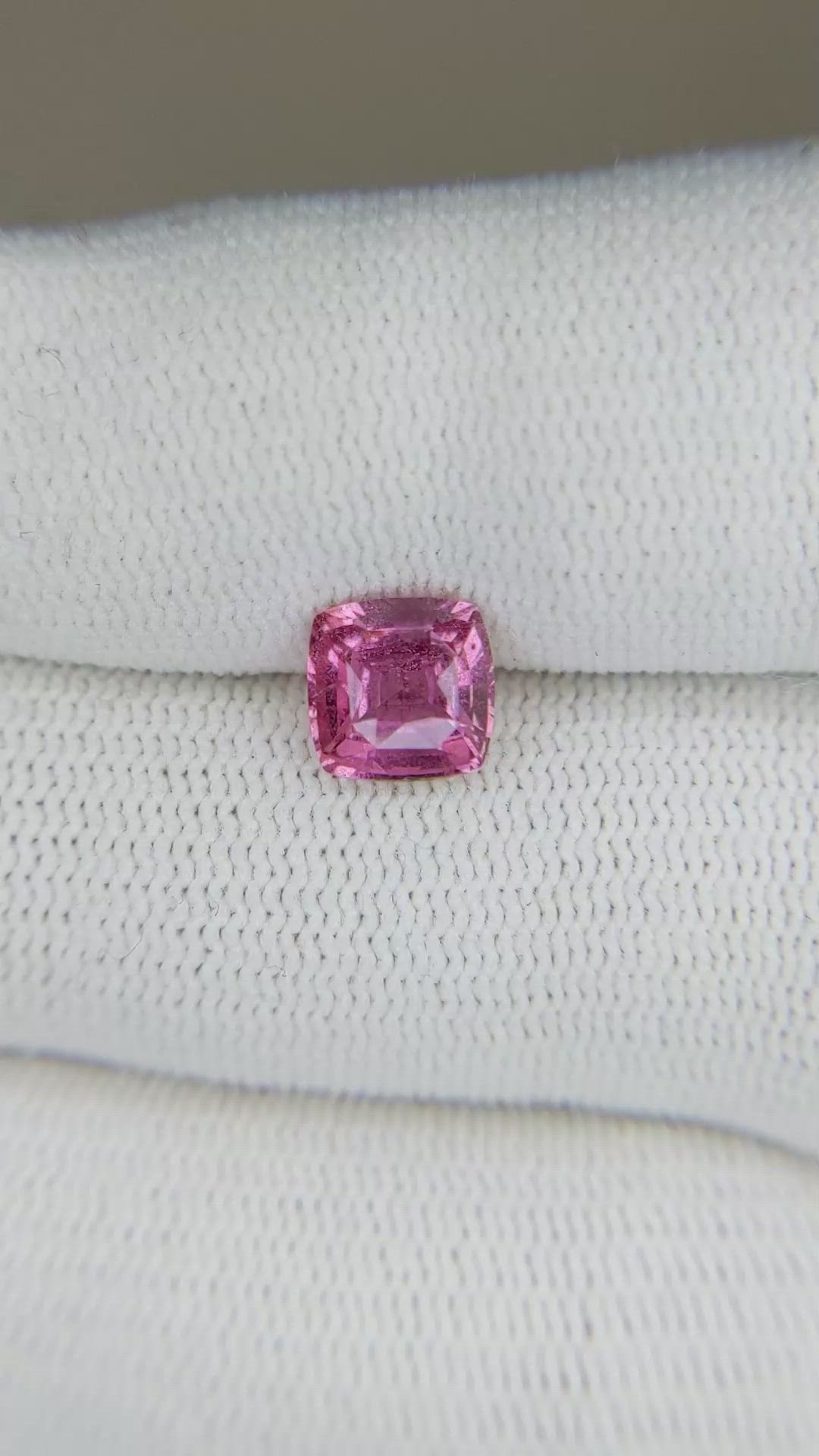1.67 Ct. Pink Sapphire from Ceylon (Sri Lanka) Size Video