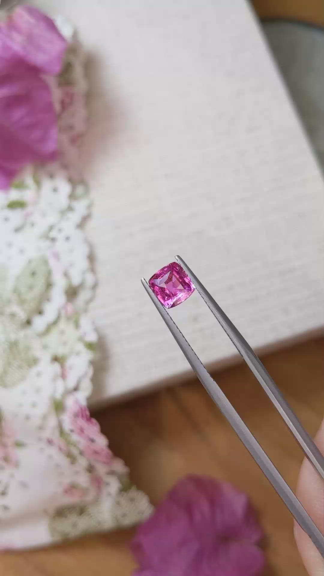 1.67 Ct. Pink Sapphire from Ceylon (Sri Lanka) Size Video
