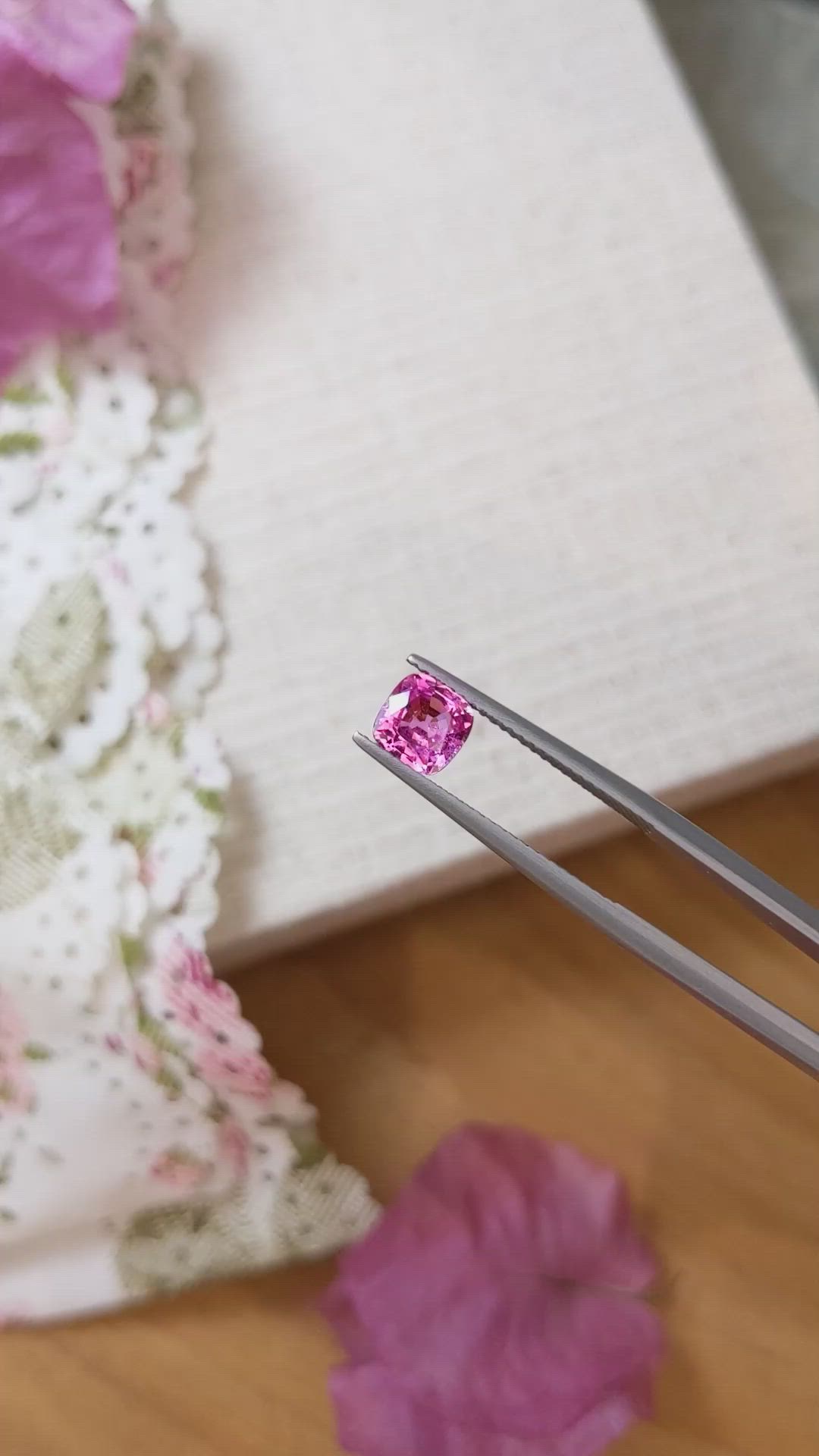 1.28 Ct. Pink Sapphire from Ceylon (Sri Lanka) Size Video