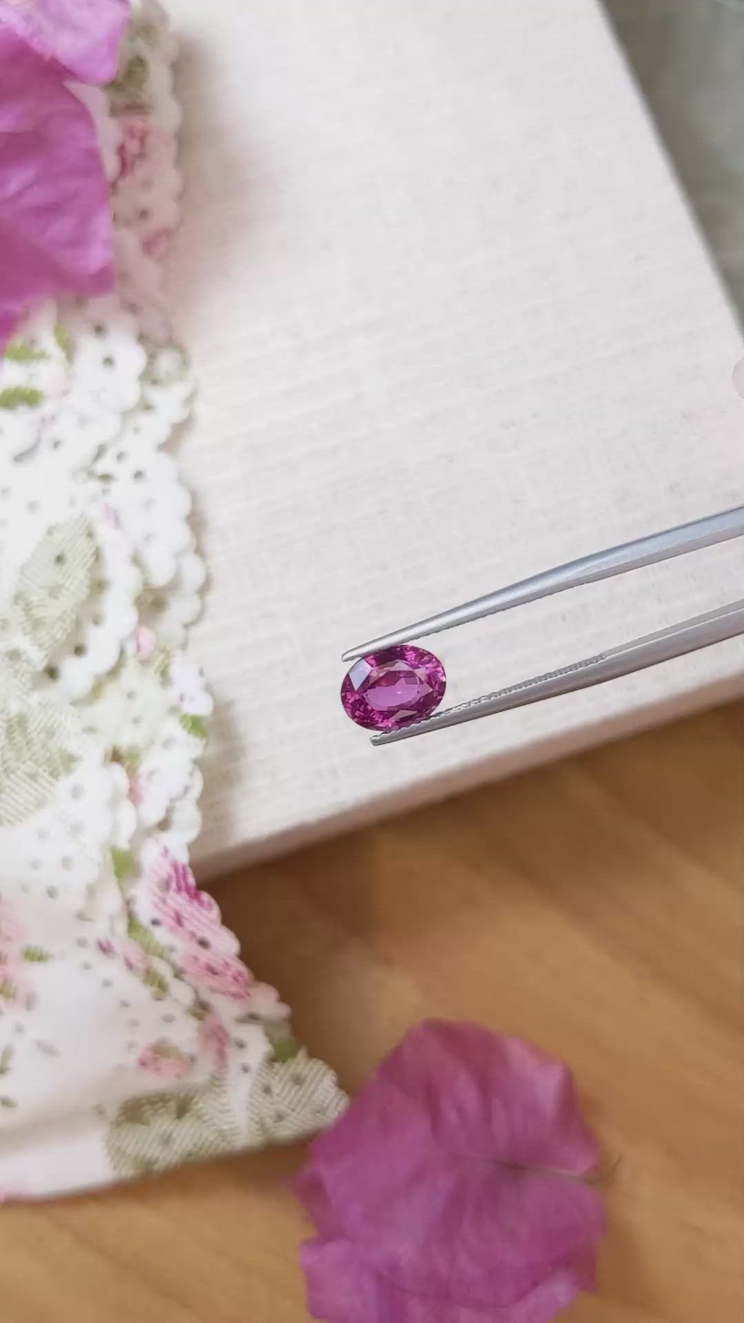 2.53 Ct. Pink Sapphire from Ceylon (Sri Lanka) Size Video