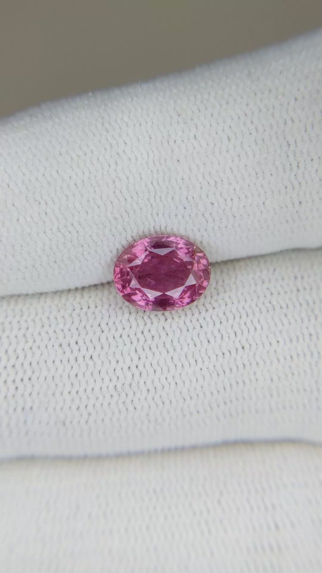 2.53 Ct. Pink Sapphire from Ceylon (Sri Lanka) Size Video