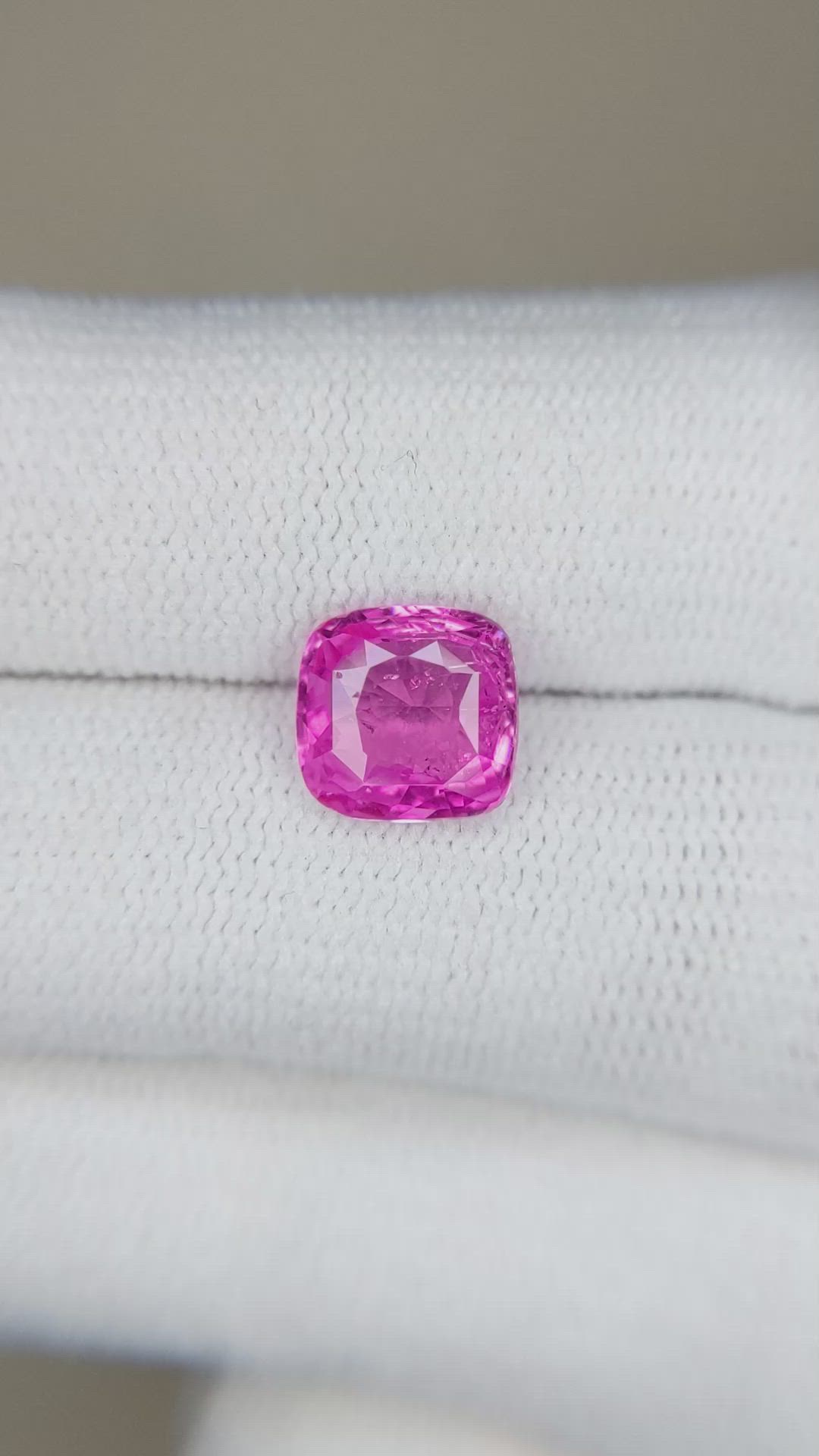 2.29 Ct. Pink Sapphire from Ceylon (Sri Lanka) Size Video
