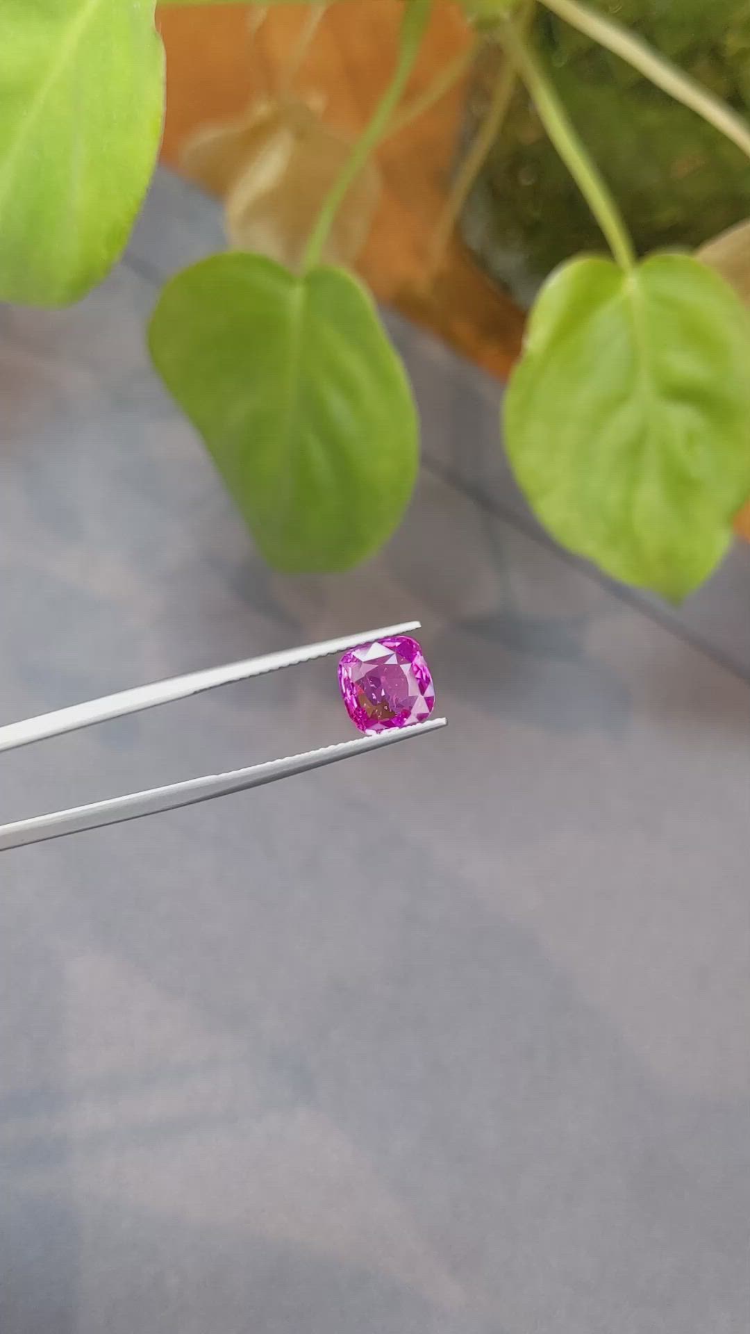 2.29 Ct. Pink Sapphire from Ceylon (Sri Lanka) Size Video