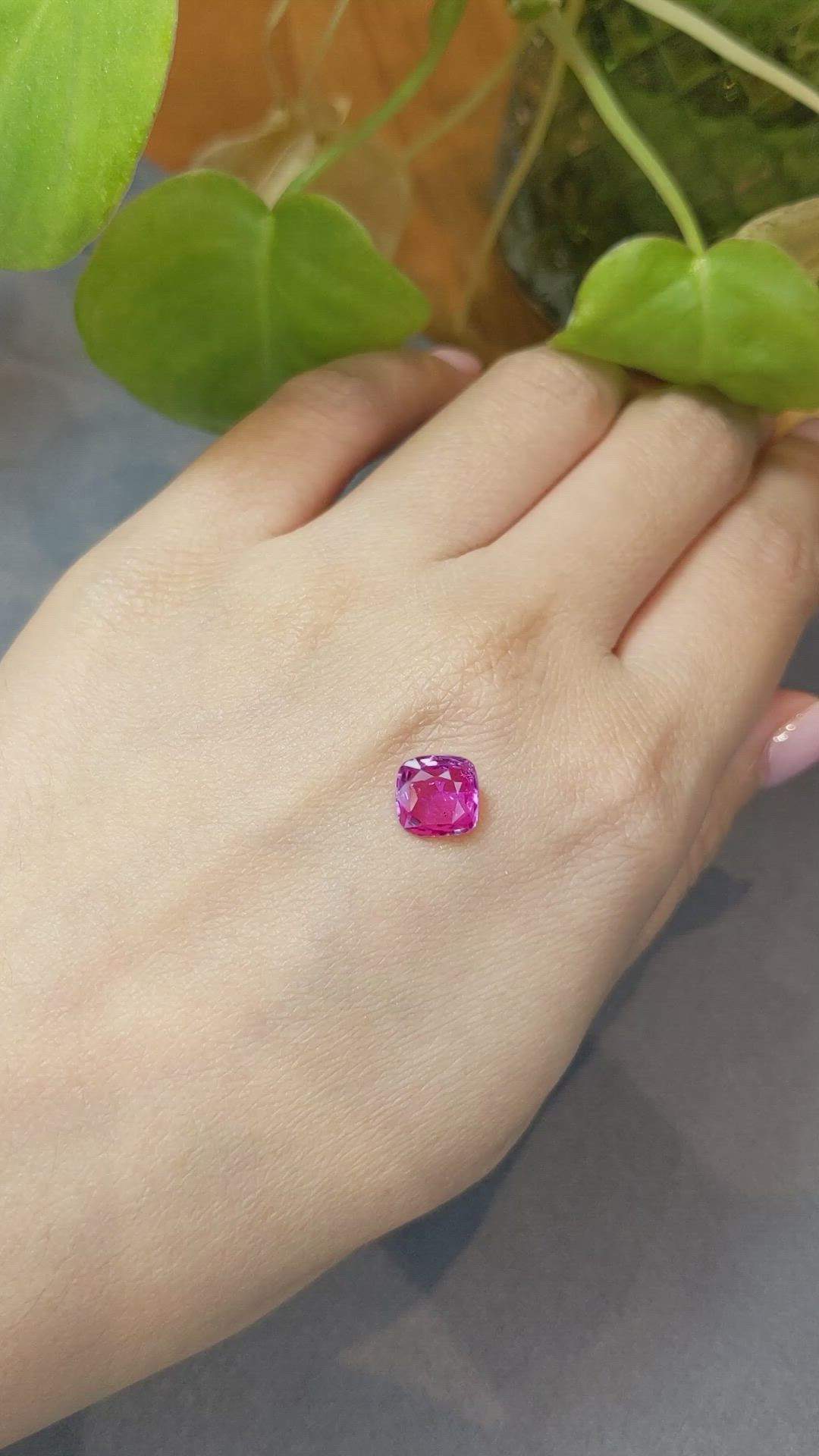 2.29 Ct. Pink Sapphire from Ceylon (Sri Lanka) Size Video