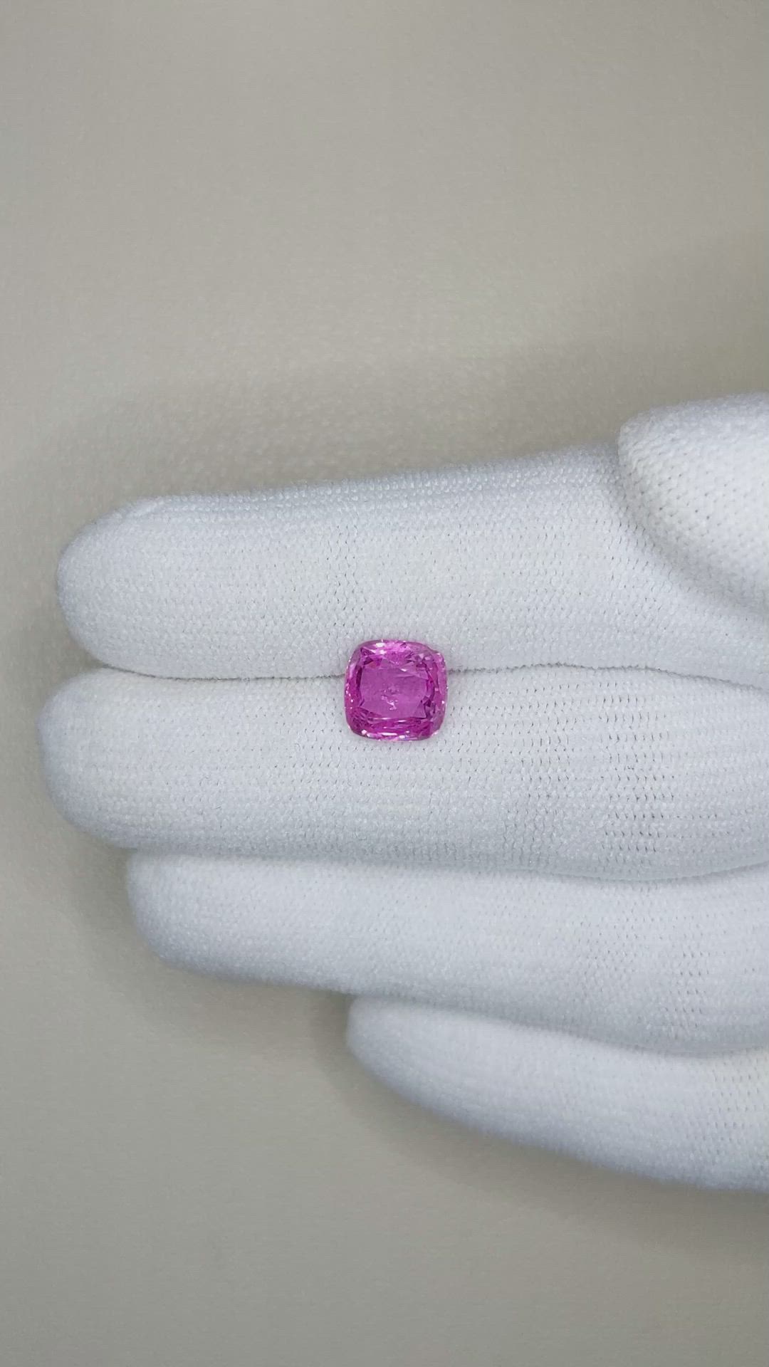 2.73 Ct. Purplish Pink Sapphire from Ceylon (Sri Lanka) Size Video