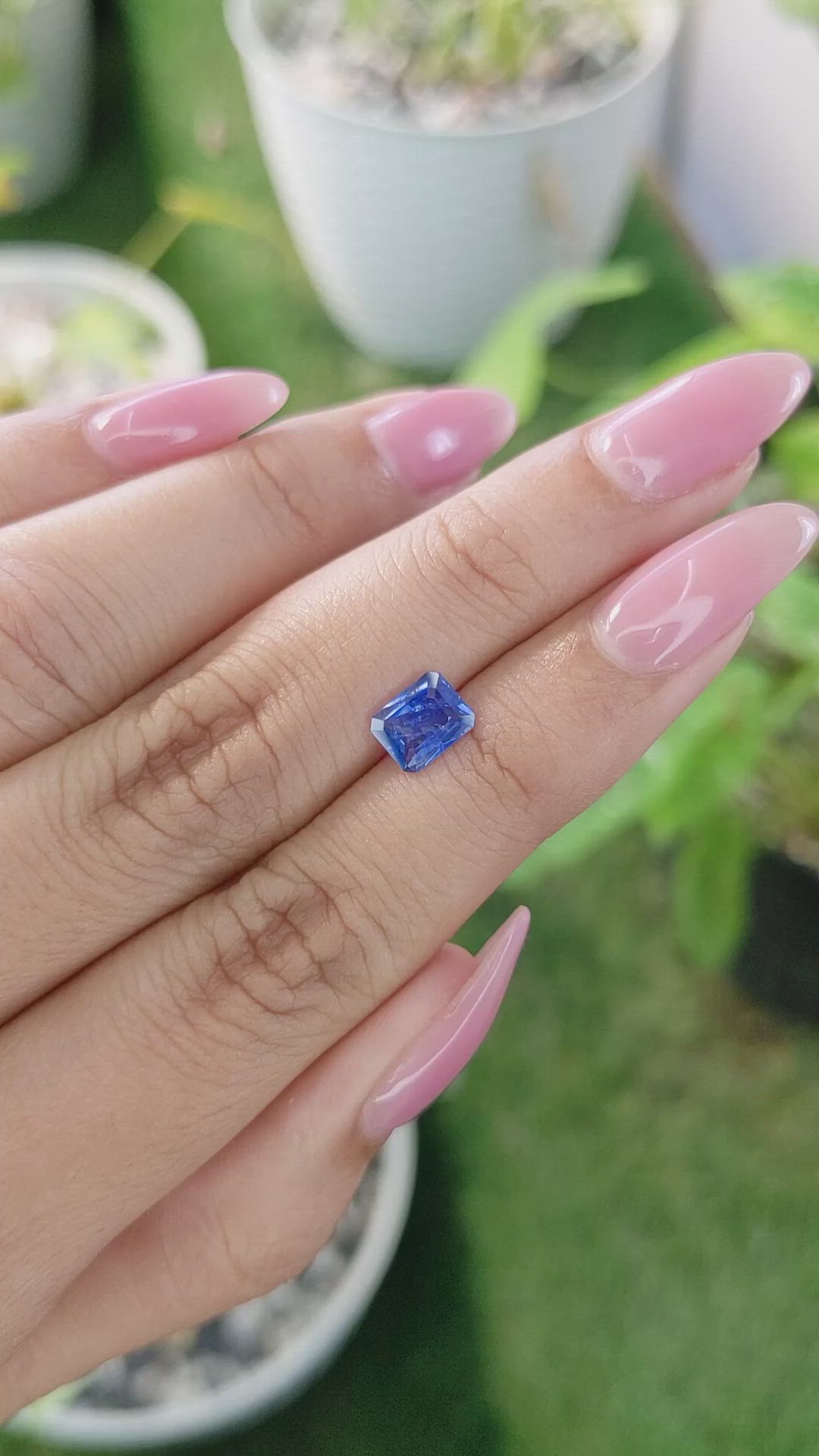 1.14 Ct. Blue Sapphire from Ceylon (Sri Lanka) Size Video