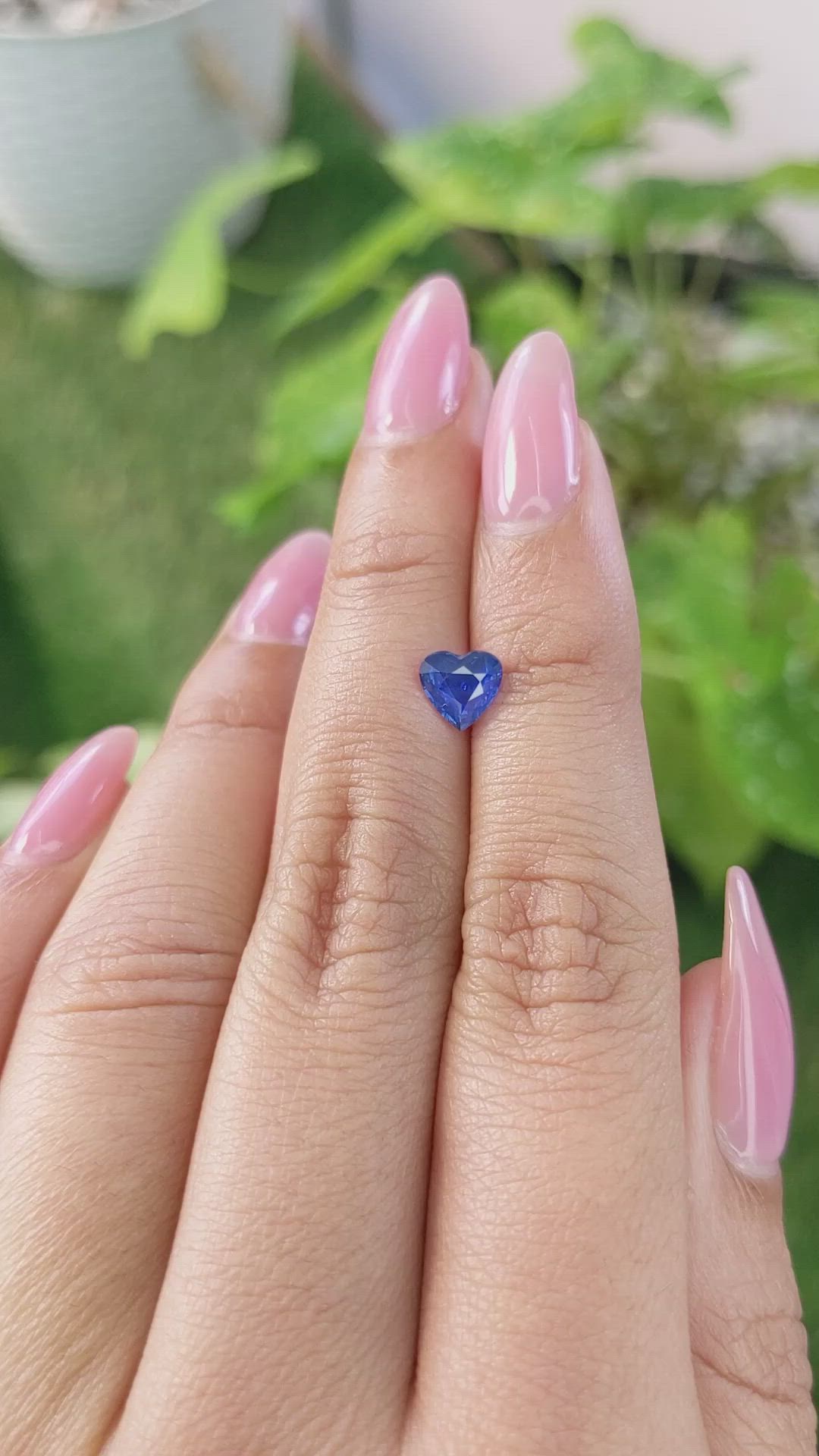 1.07 Ct. Blue Sapphire from Ceylon (Sri Lanka) Size Video