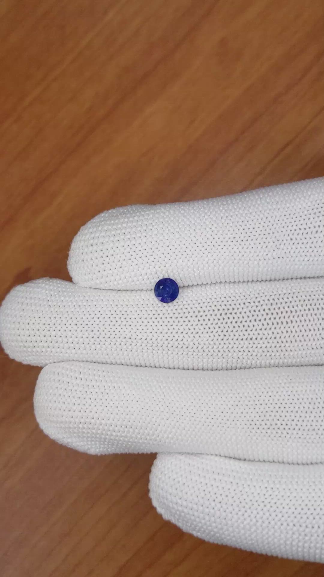 0.56 Ct. Sapphire from Ceylon (Sri Lanka) Size Video