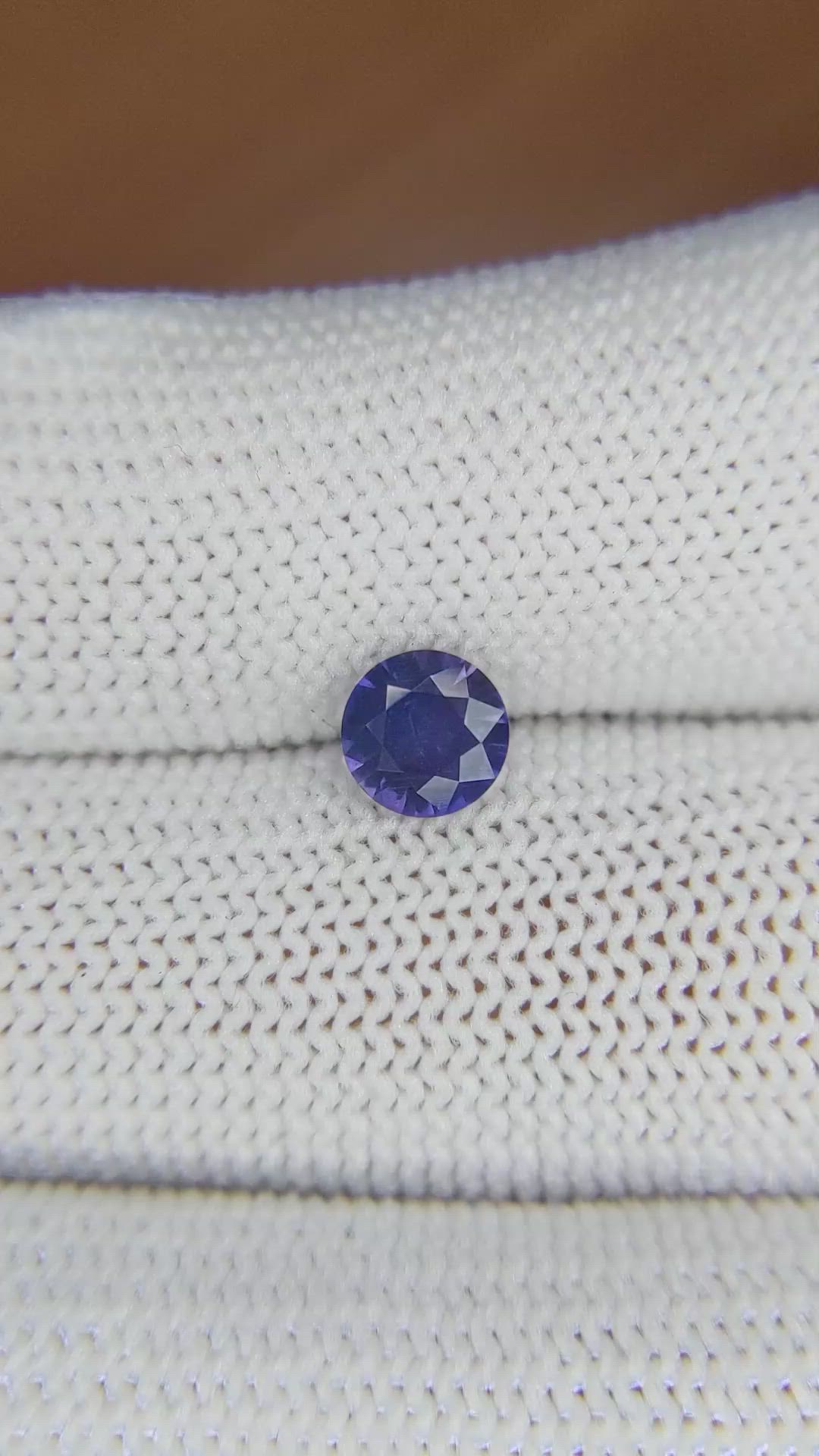 0.91 Ct. Color Change Sapphire from Ceylon (Sri Lanka) Size Video