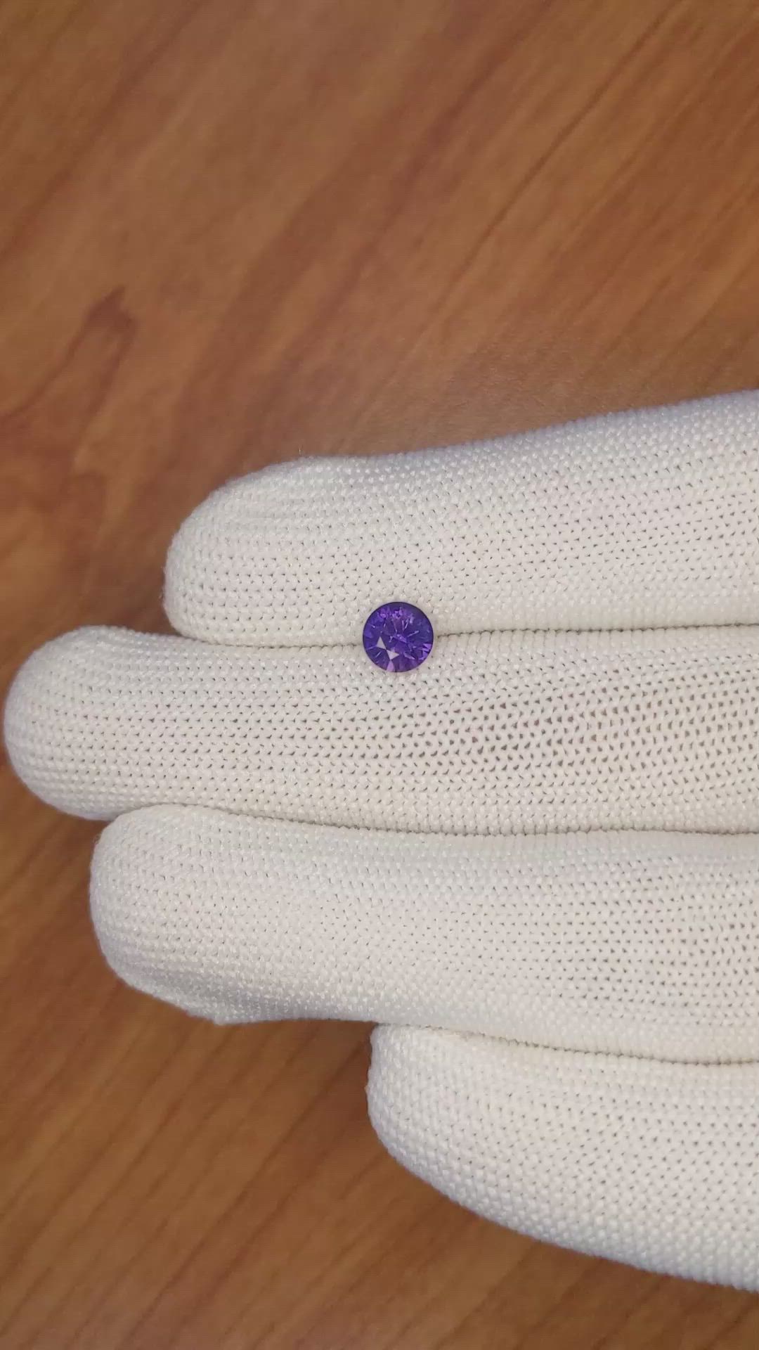 0.91 Ct. Color Change Sapphire from Ceylon (Sri Lanka) Size Video