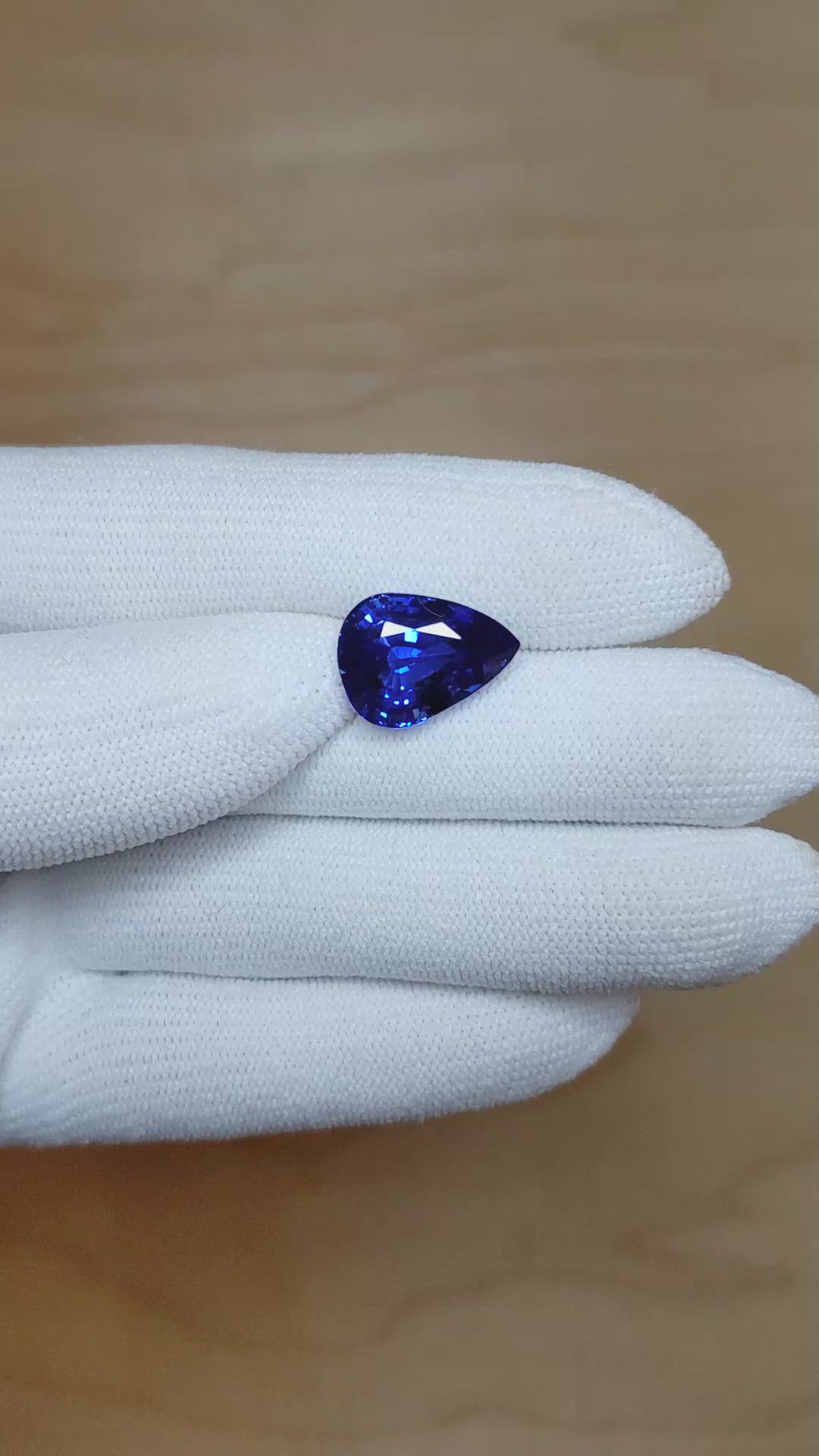 8.89 Ct. Blue Sapphire from Ceylon (Sri Lanka) Size Video