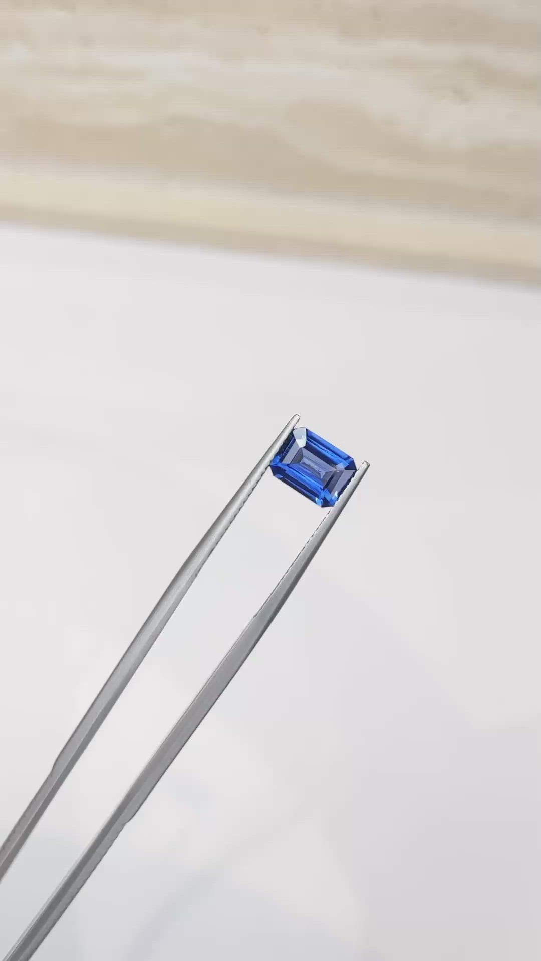 1.92 Ct. Blue Sapphire from Ceylon (Sri Lanka) Size Video