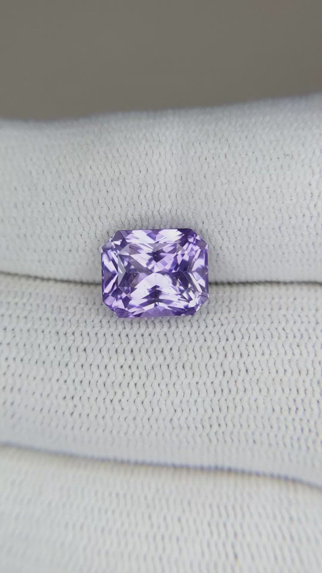 4.51 Ct. Purple Sapphire from Ceylon (Sri Lanka) Size Video