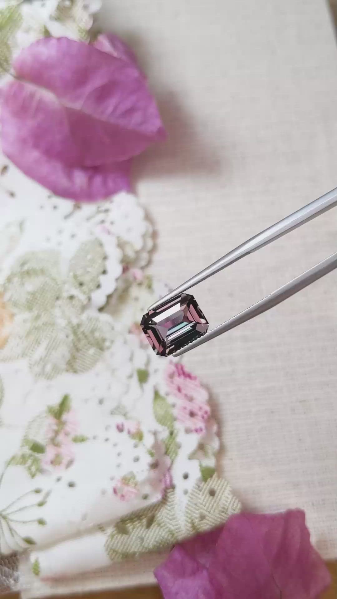 4.51 Ct. Color Change Sapphire from Ceylon (Sri Lanka) Size Video