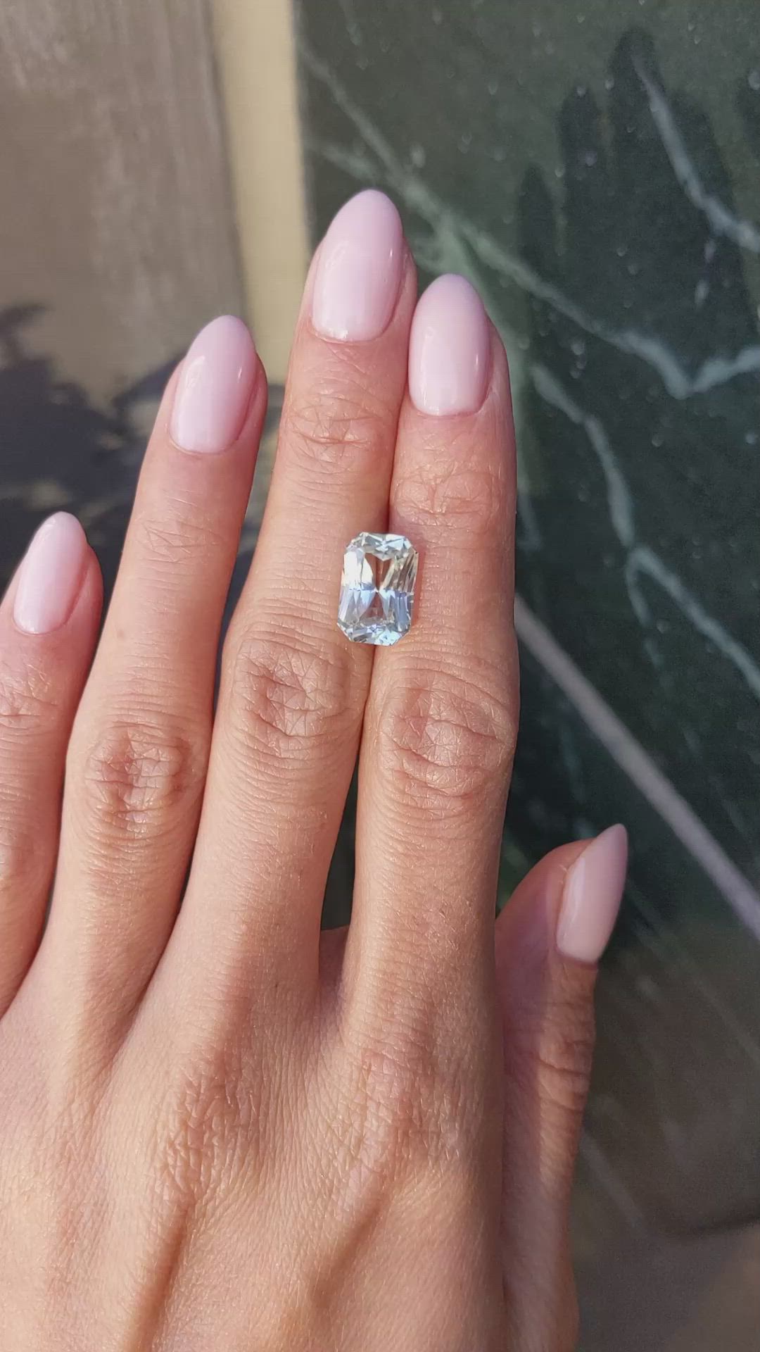 6.45 Ct. Yellowish Green Sapphire from Ceylon (Sri Lanka) Size Video