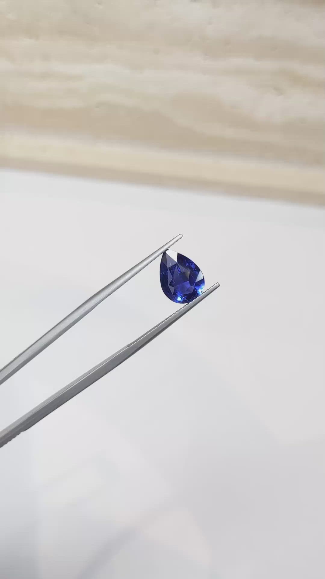 3.00 Ct. Blue Sapphire from Ceylon (Sri Lanka) Size Video