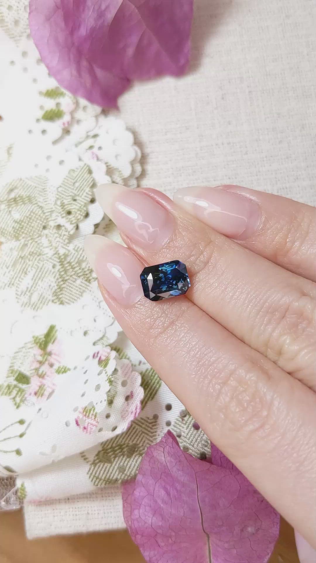 3.61 Ct. Blue Sapphire from Ceylon (Sri Lanka) Size Video