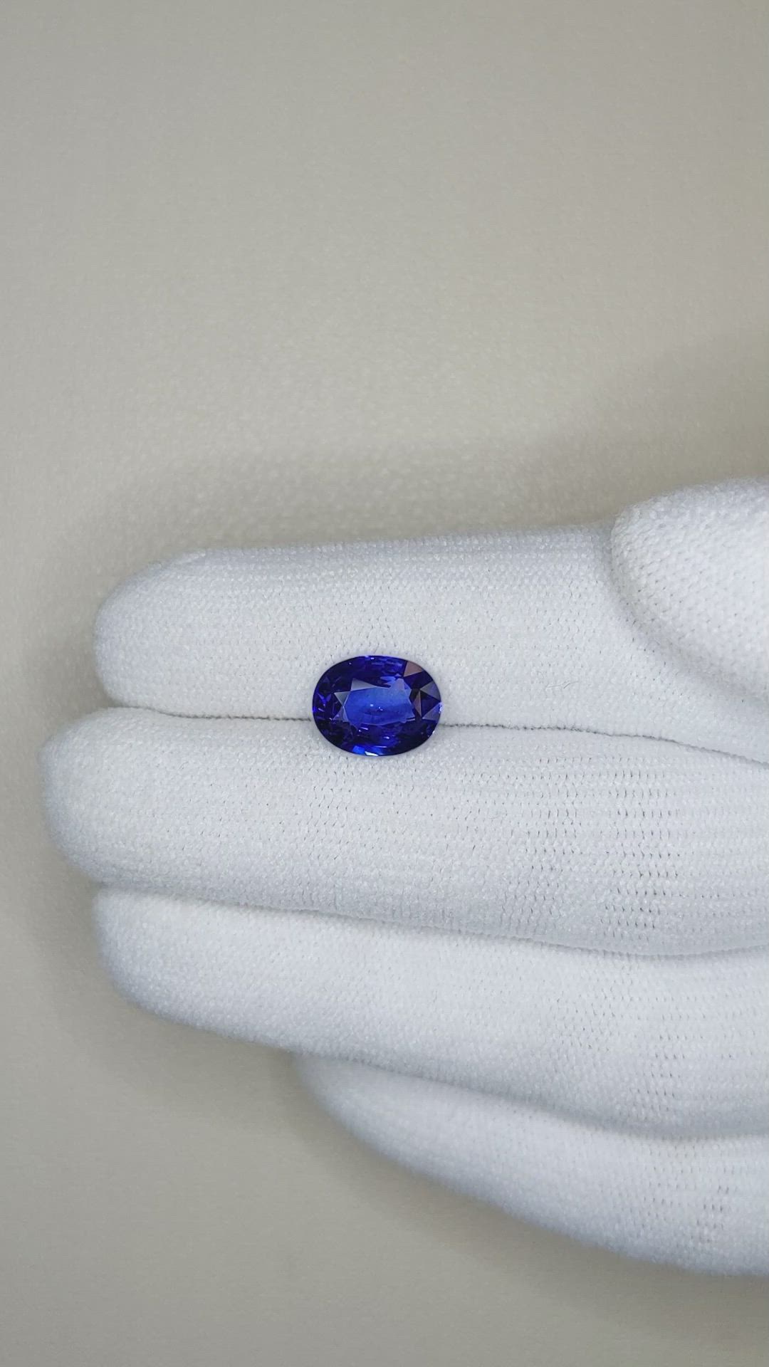 3.03 Ct. Blue Sapphire from Ceylon (Sri Lanka) Size Video