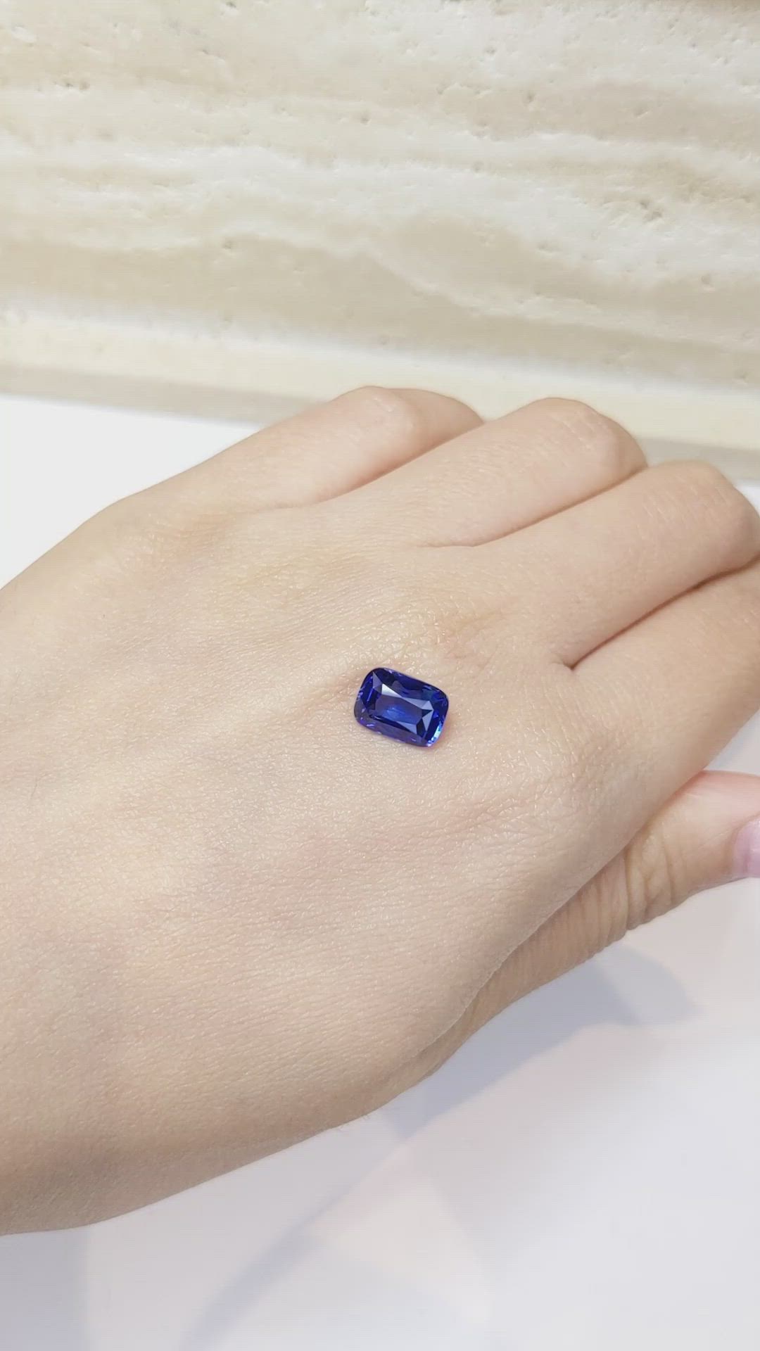 3.06 Ct. Blue Sapphire from Ceylon (Sri Lanka) Size Video
