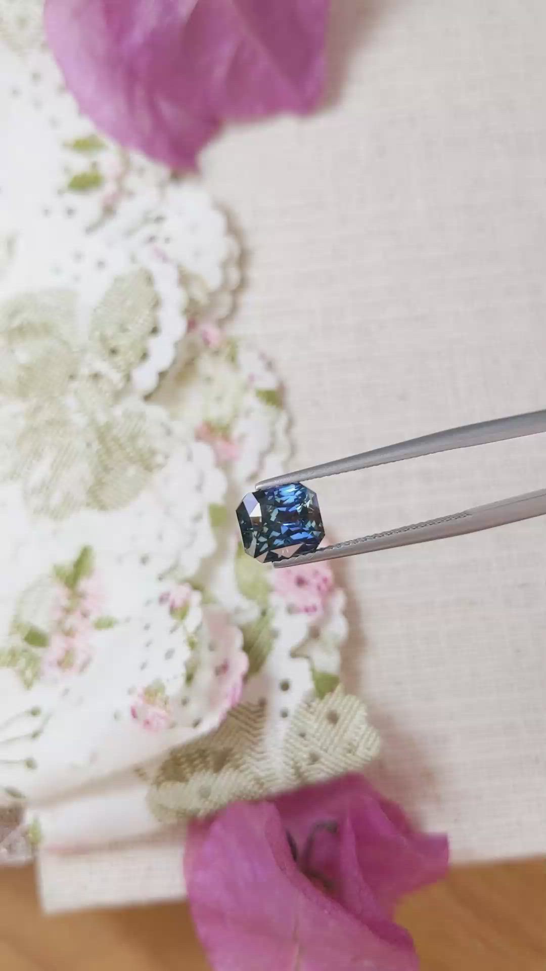 3.04 Ct. Blue Sapphire from Ceylon (Sri Lanka) Size Video