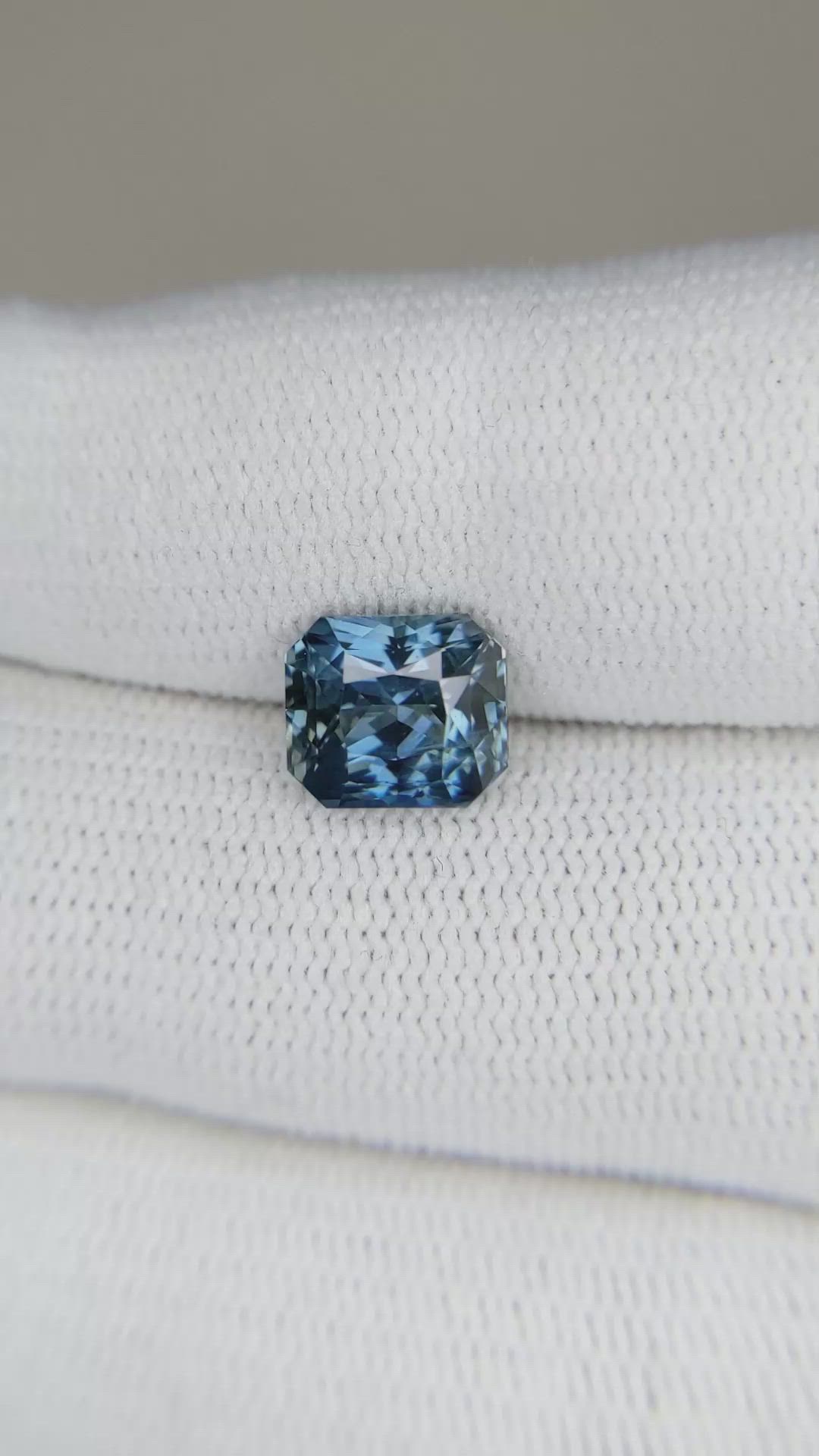 3.04 Ct. Blue Sapphire from Ceylon (Sri Lanka) Size Video
