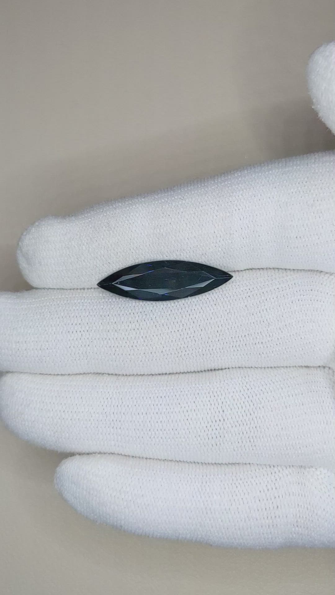 5.60 Ct. Blue Sapphire from Australia Size Video
